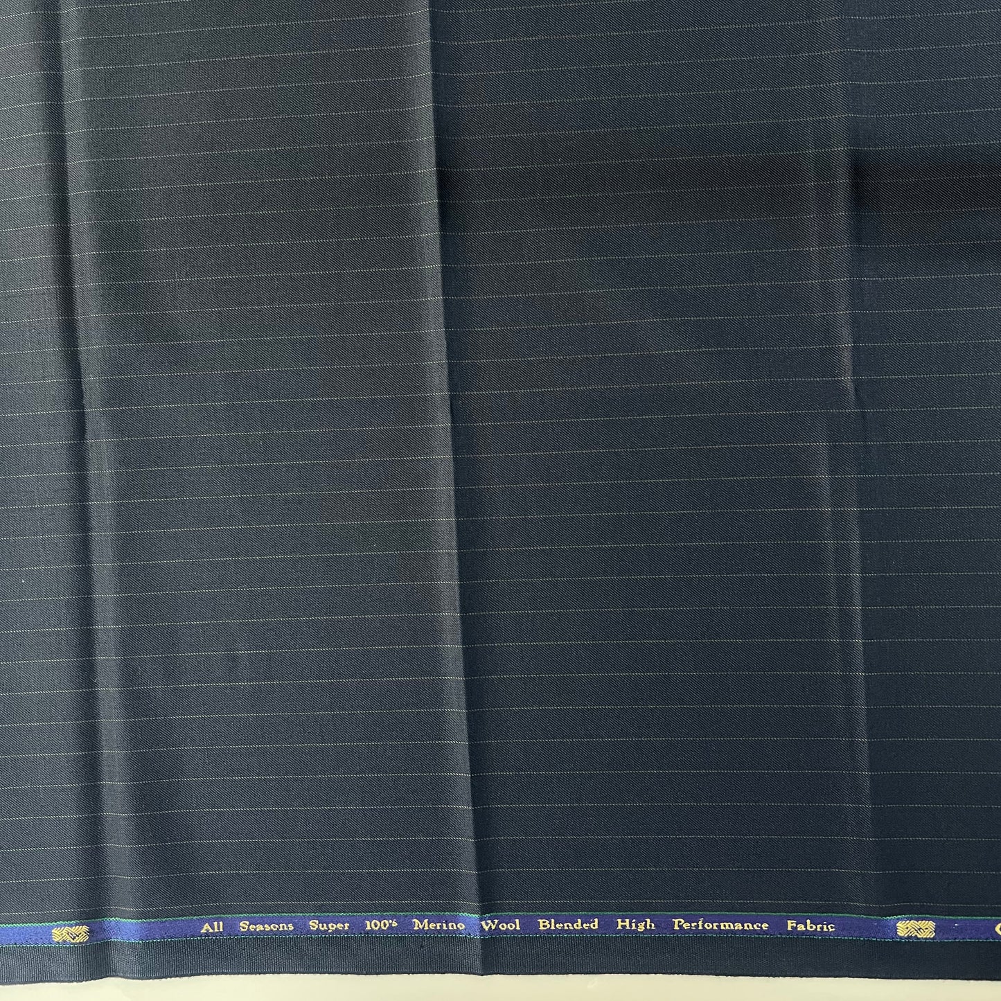 50CM SUITING FABRICS - END BIT 38 (FLAT RATE)