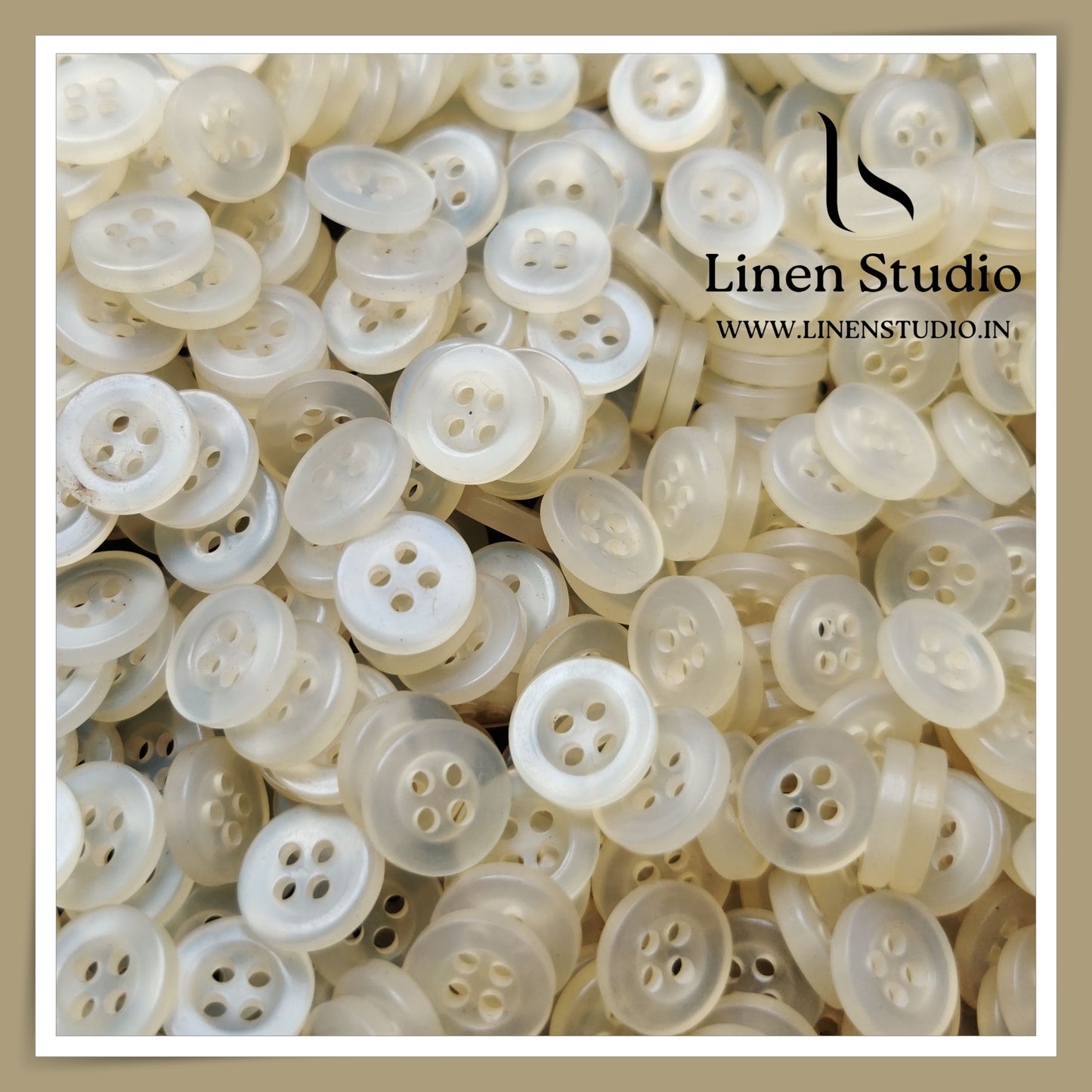 Round Rim 4 Hole Single Tone Shirt Buttons - 18L(2)