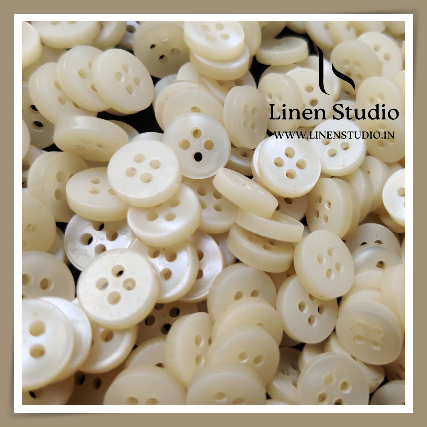Round Rim 4 Hole White Shirt Buttons - 18L - IMG 2