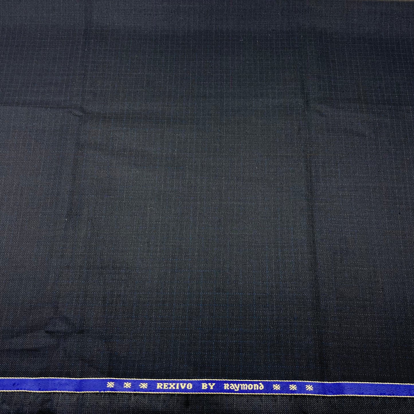 40 CMS SUITING - END BIT 12 (FLAT RATE)