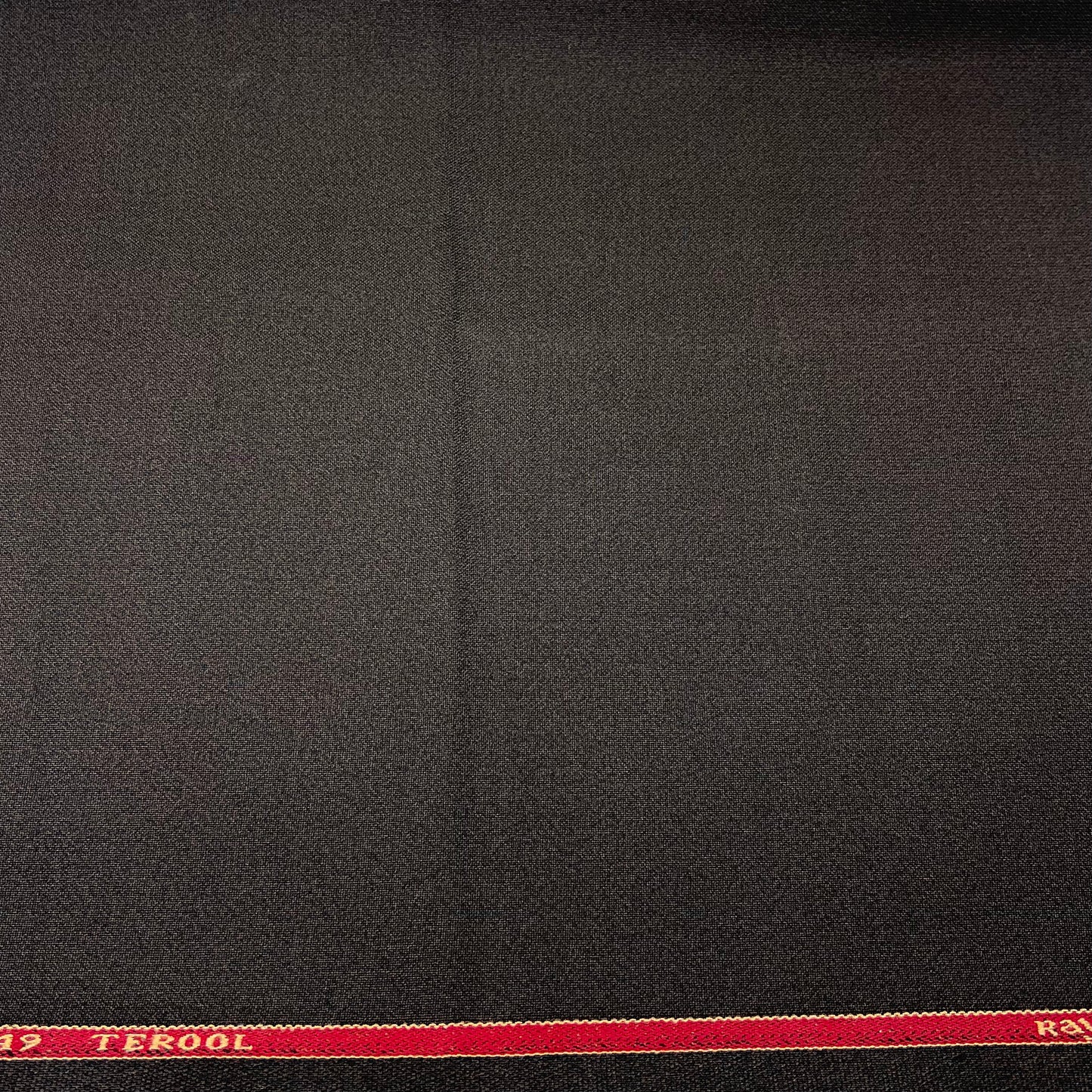 40 CMS SUITING - END BIT 23 (FLAT RATE)