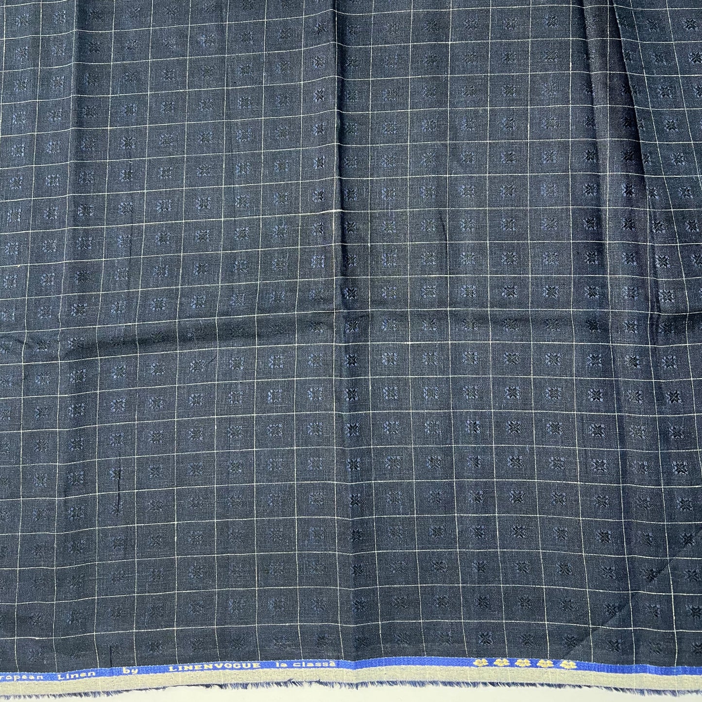 70CM Shirting Fabric - END BIT 133 (FLAT RATE)