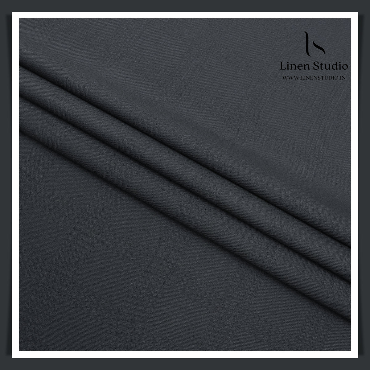 120's Australian Merino Wool Rich Luxury Suiting by Montlino - F5073 (Zoom In) (NEW)