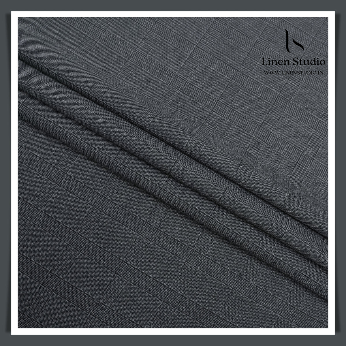 120's Australian Merino Wool Rich Luxury Suiting by Montlino - F5069 (Zoom In) (NEW)
