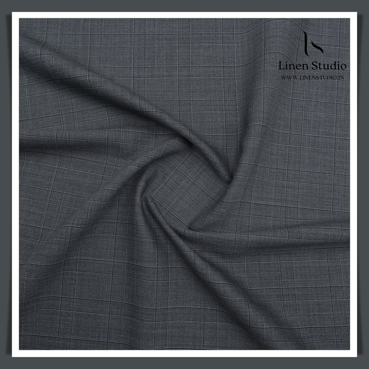 120's Australian Merino Wool Rich Luxury Suiting by Montlino - F5069 (Zoom In) (NEW)