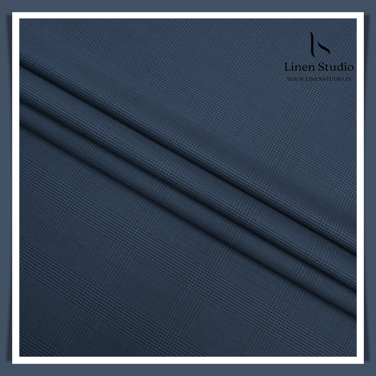120's Australian Merino Wool Rich Luxury Suiting by Montlino - F5081 (Zoom In) (NEW)