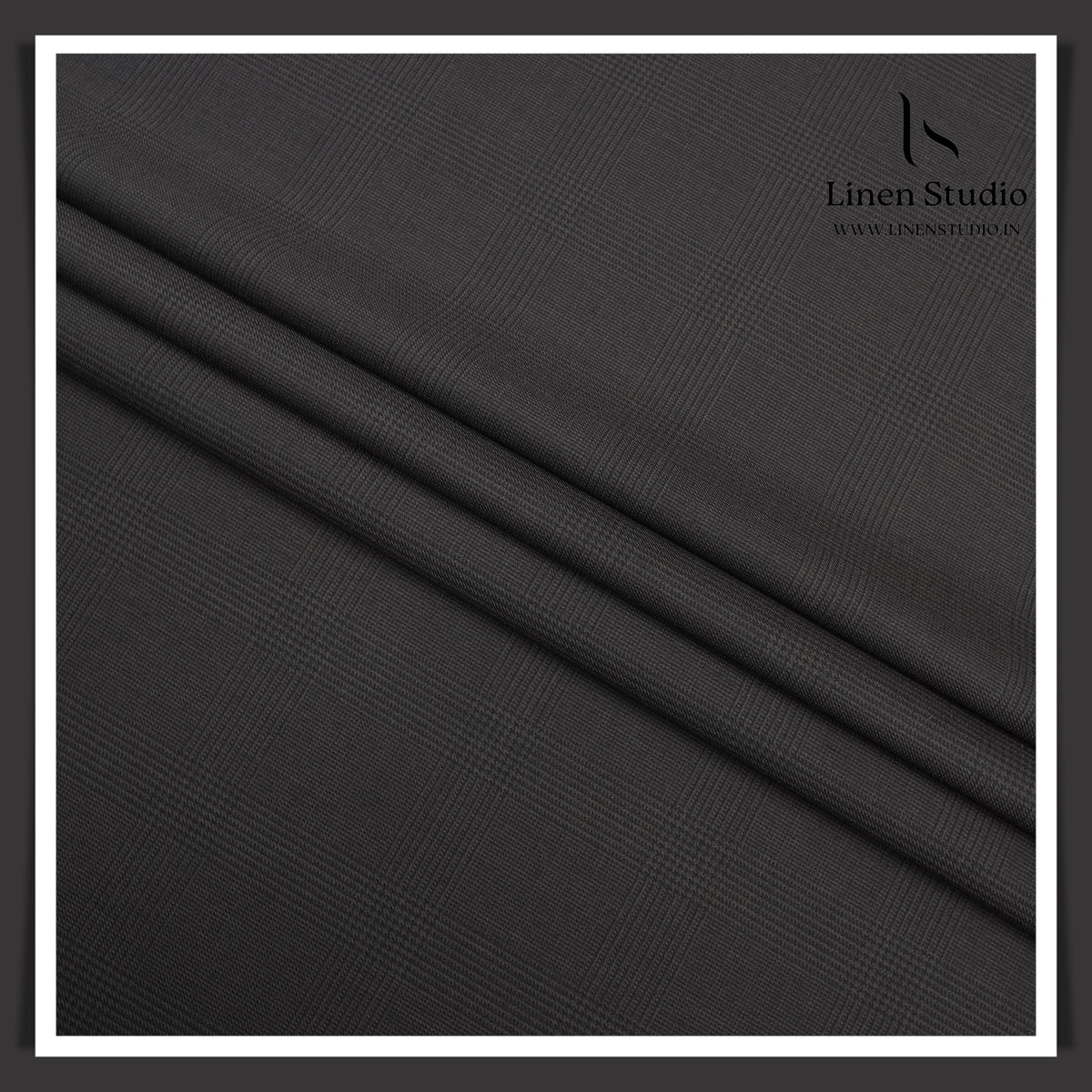 120's Australian Merino Wool Rich Luxury Suiting by Montlino - F5082 (Zoom In) (NEW)