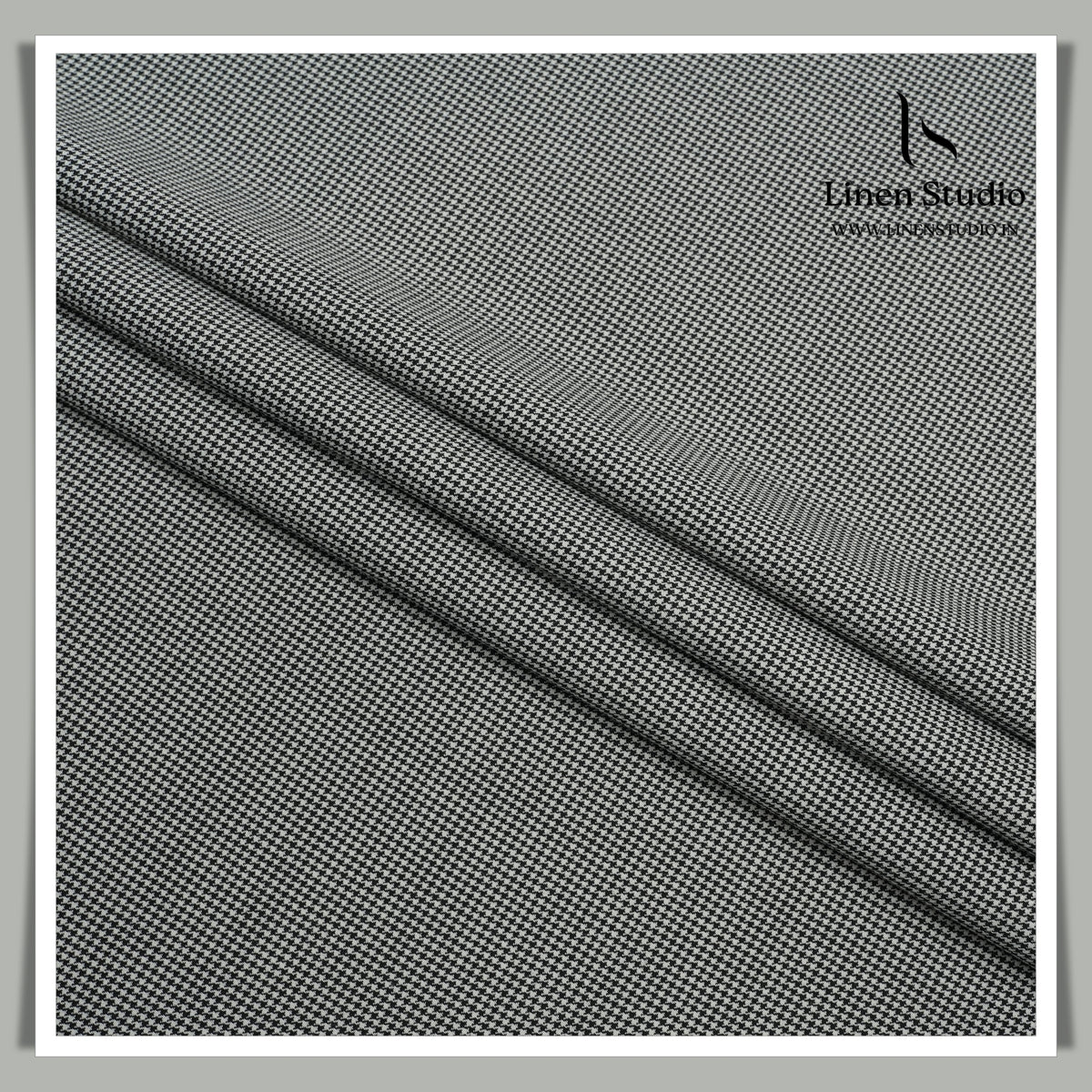 120's Australian Merino Wool Rich Luxury Suiting by Montlino - C5067 (Zoom In) (NEW)