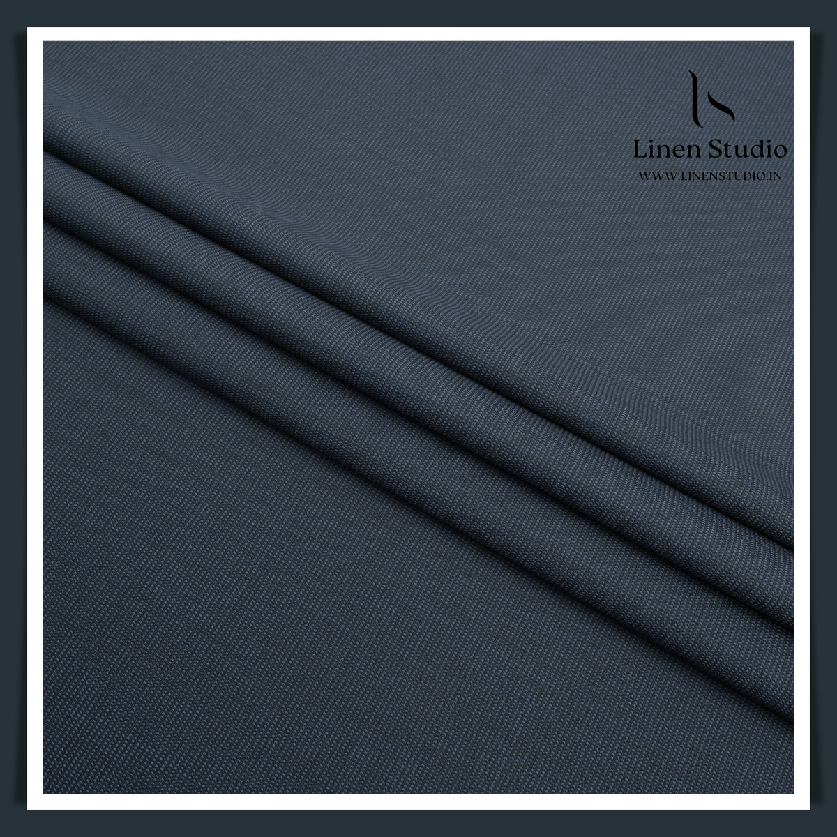 120's Australian Merino Wool Rich Luxury Suiting by Montlino - C5061 (Zoom In) (NEW)