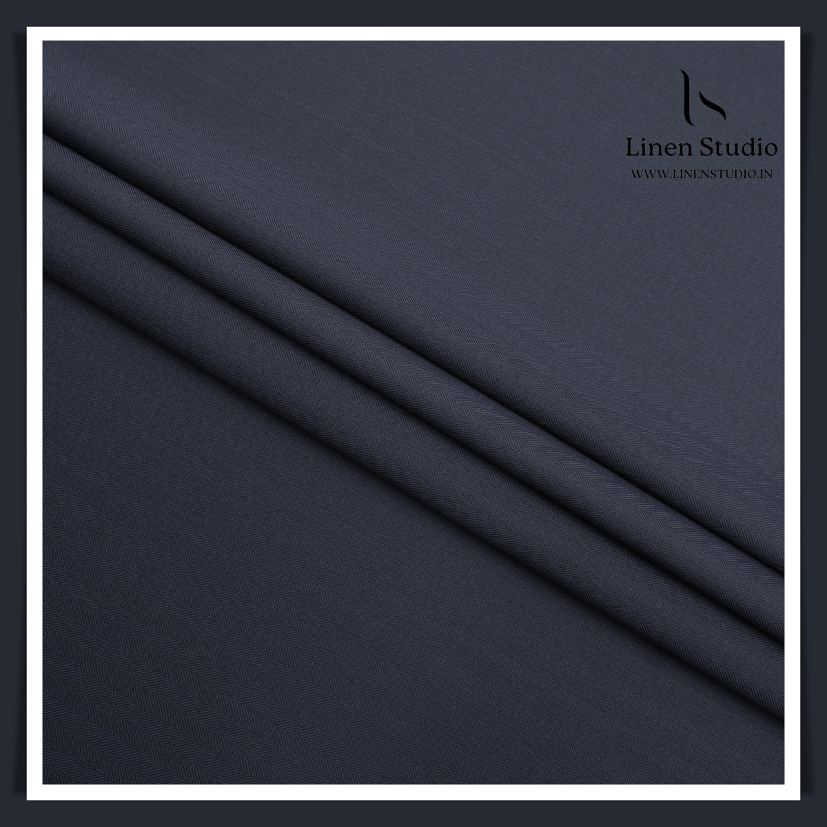 120's Australian Merino Wool Rich Luxury Suiting by Montlino - C5054 (Zoom In) (NEW)
