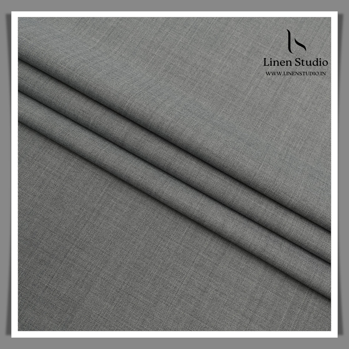 120's Australian Merino Wool Rich Luxury Suiting by Montlino - P5002 (Zoom In) (NEW)