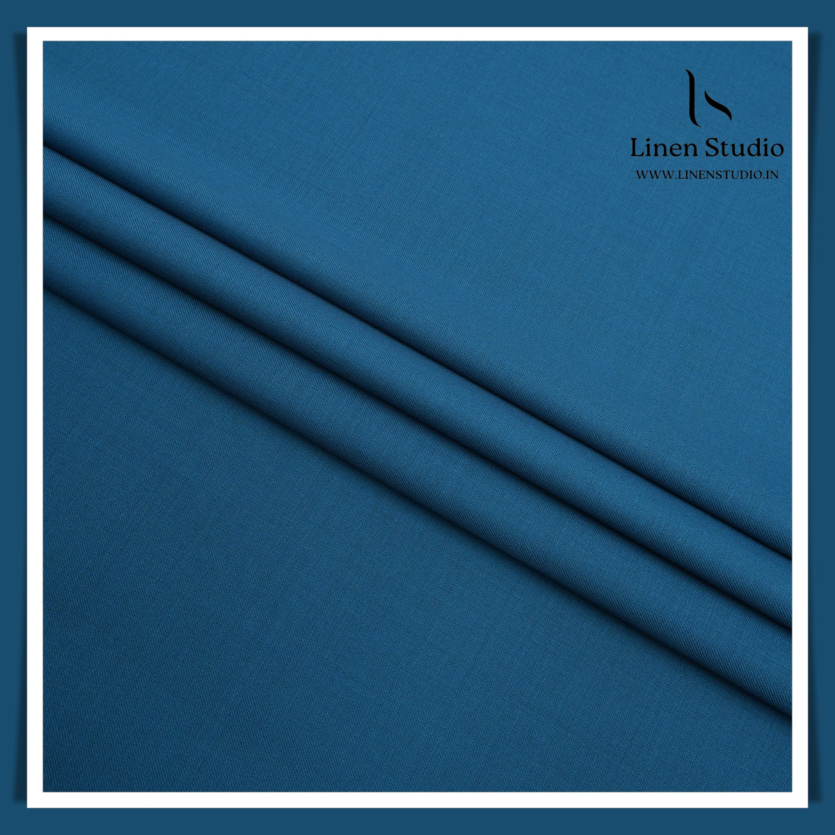 120's Australian Merino Wool Rich Luxury Suiting by Montlino - P5022 (Zoom In) (NEW)