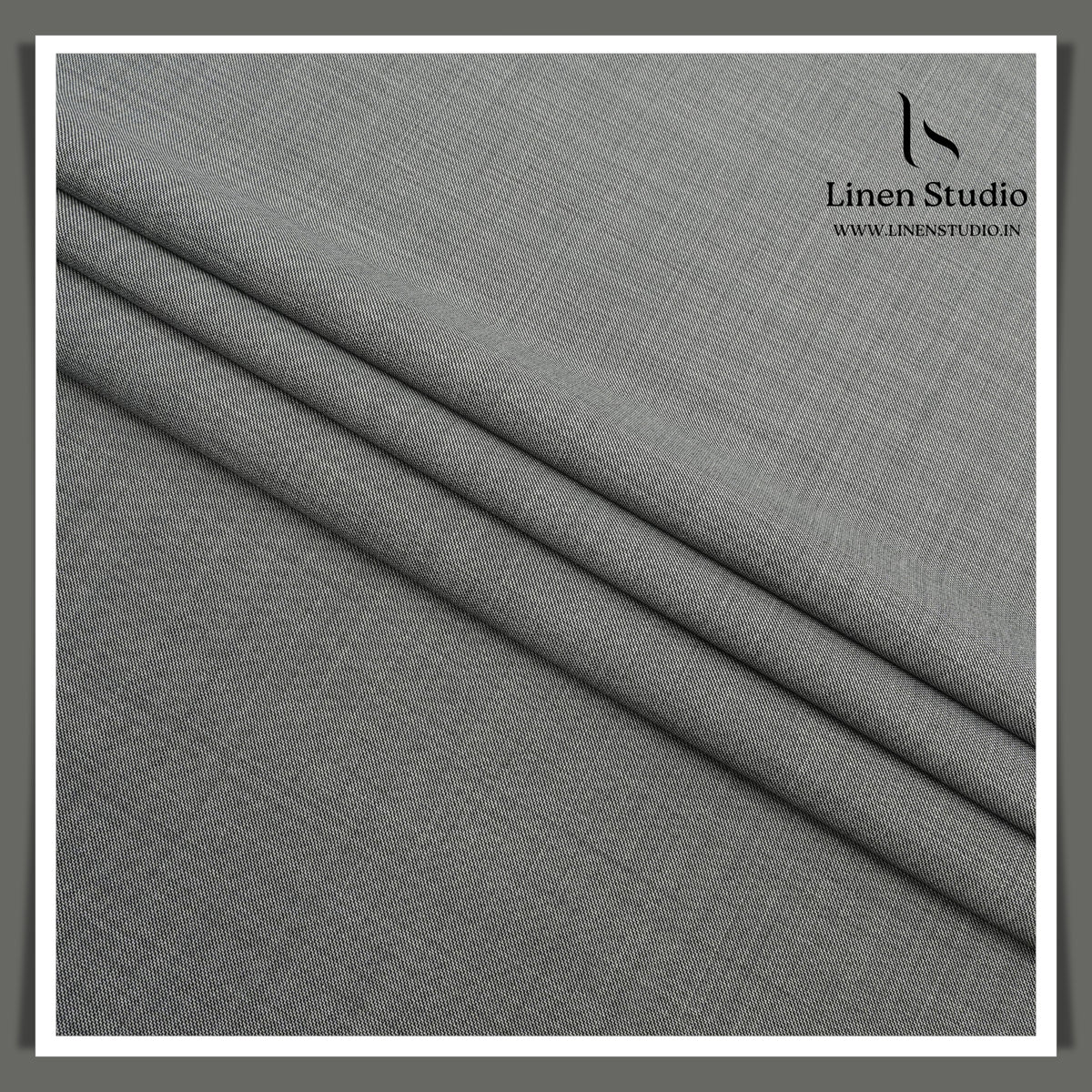 120's Australian Merino Wool Rich Luxury Suiting by Montlino - P5028 (Zoom In) (NEW)