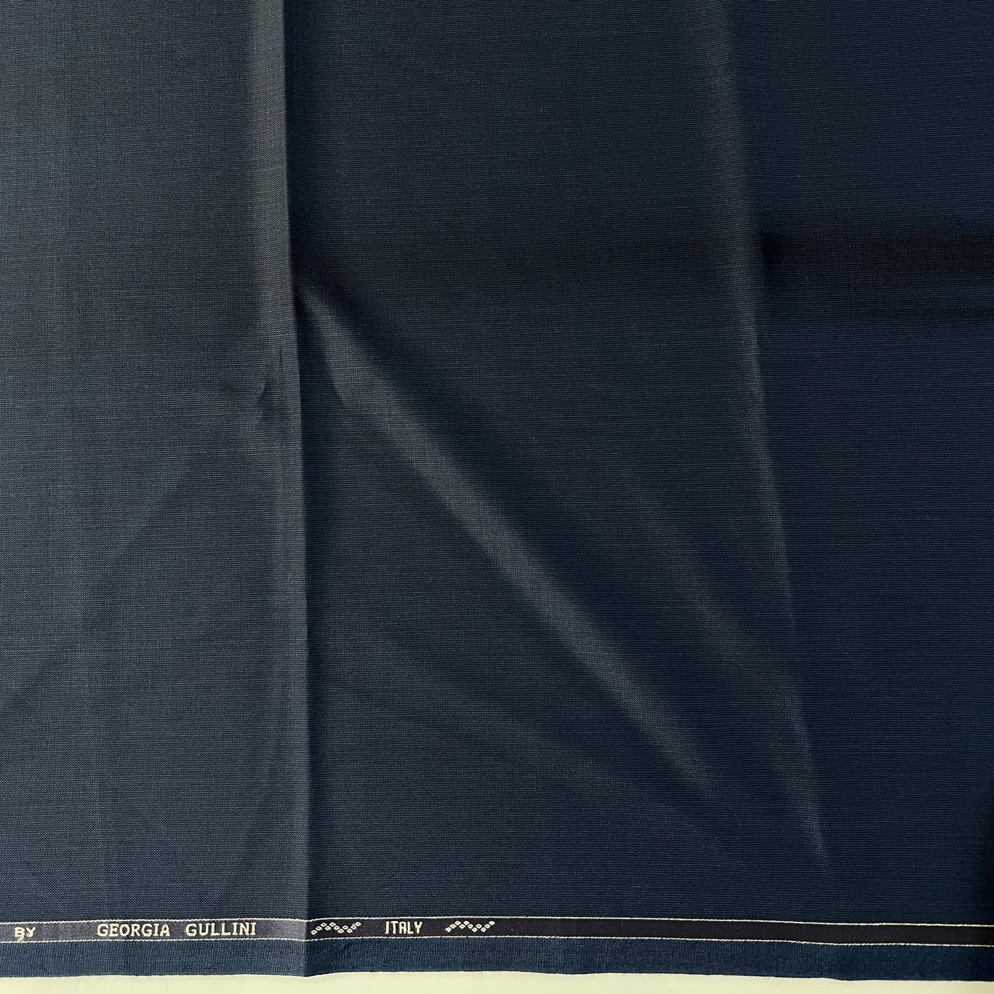 70CM SUITING FABRICS - END BIT 79 (FLAT RATE)