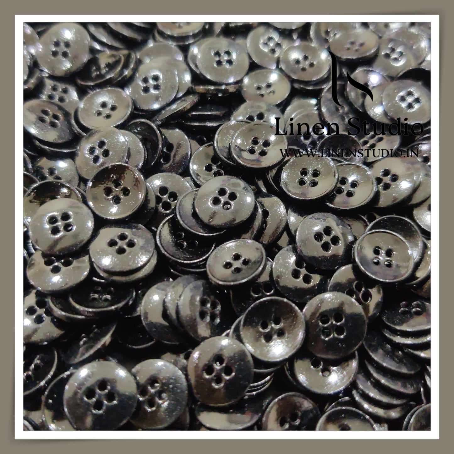 Round Rim 4 Hole Metal Shirt Buttons - Black 18L 25g LF