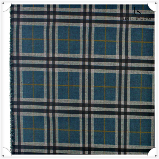 Burberry Check BL/BK - Linen Studio