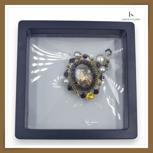 Brooch - Amber with Mother of Pearls and detailing (NEW)