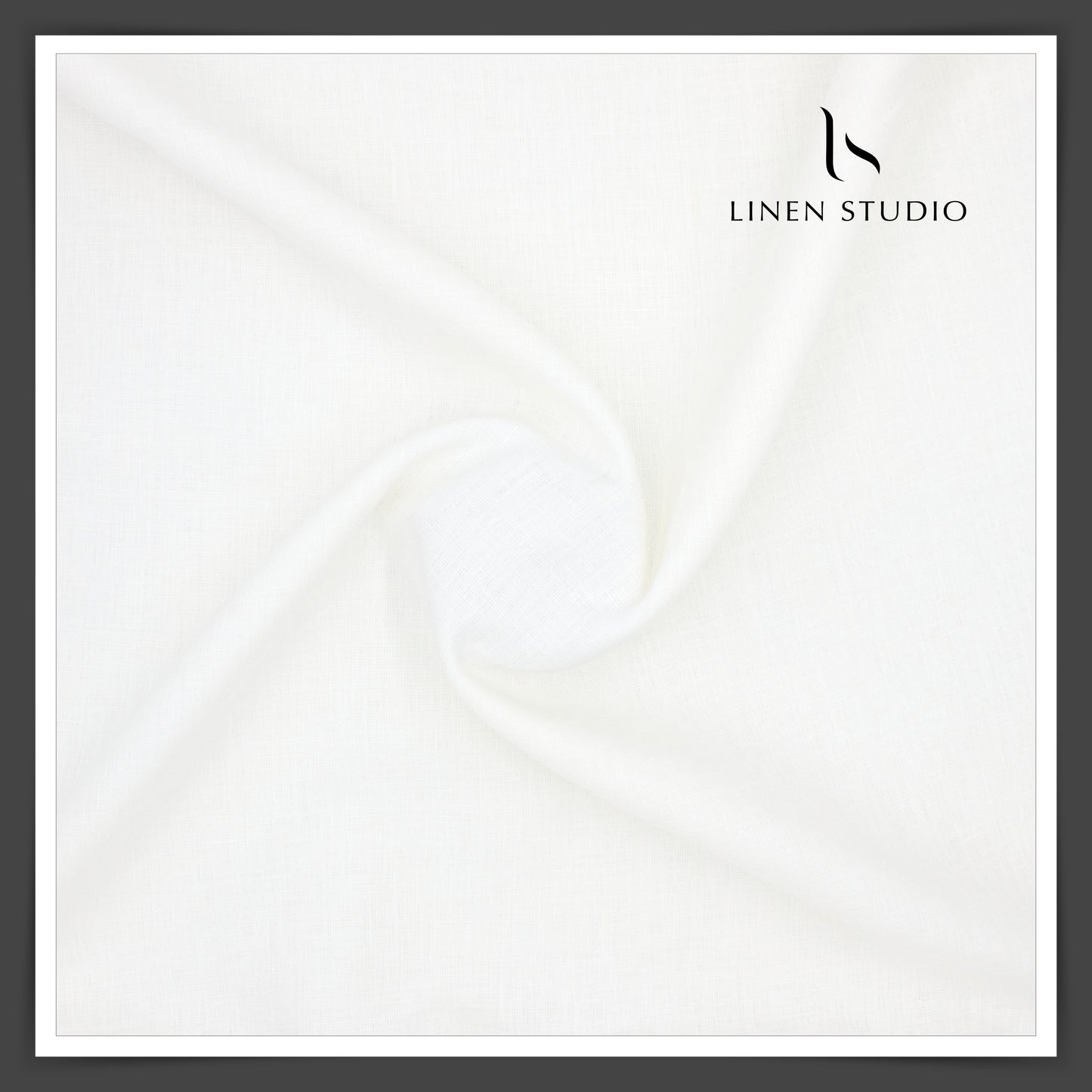 Linen Fiesta 40 Lea Plain Shirting - Off White (NEW)
