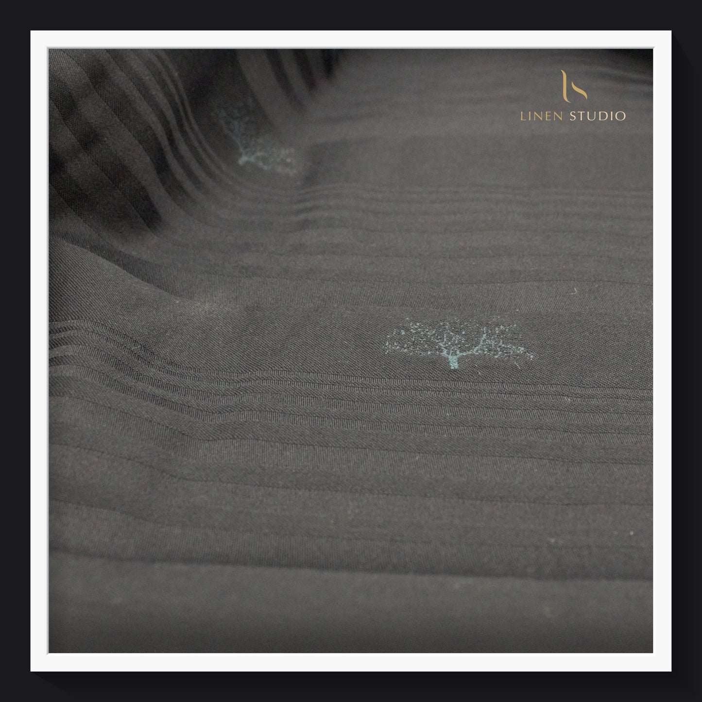 Luthai Jacquard 02 - Linen Studio