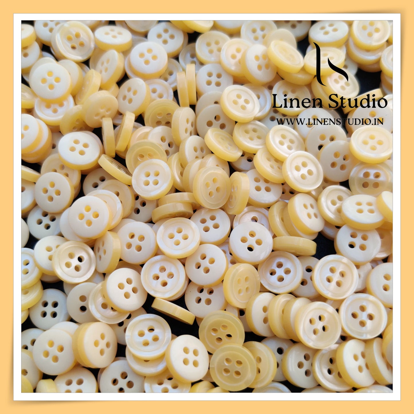 Round Rim 4 Hole Single Tone Shirt Buttons - P07A SG010 18L