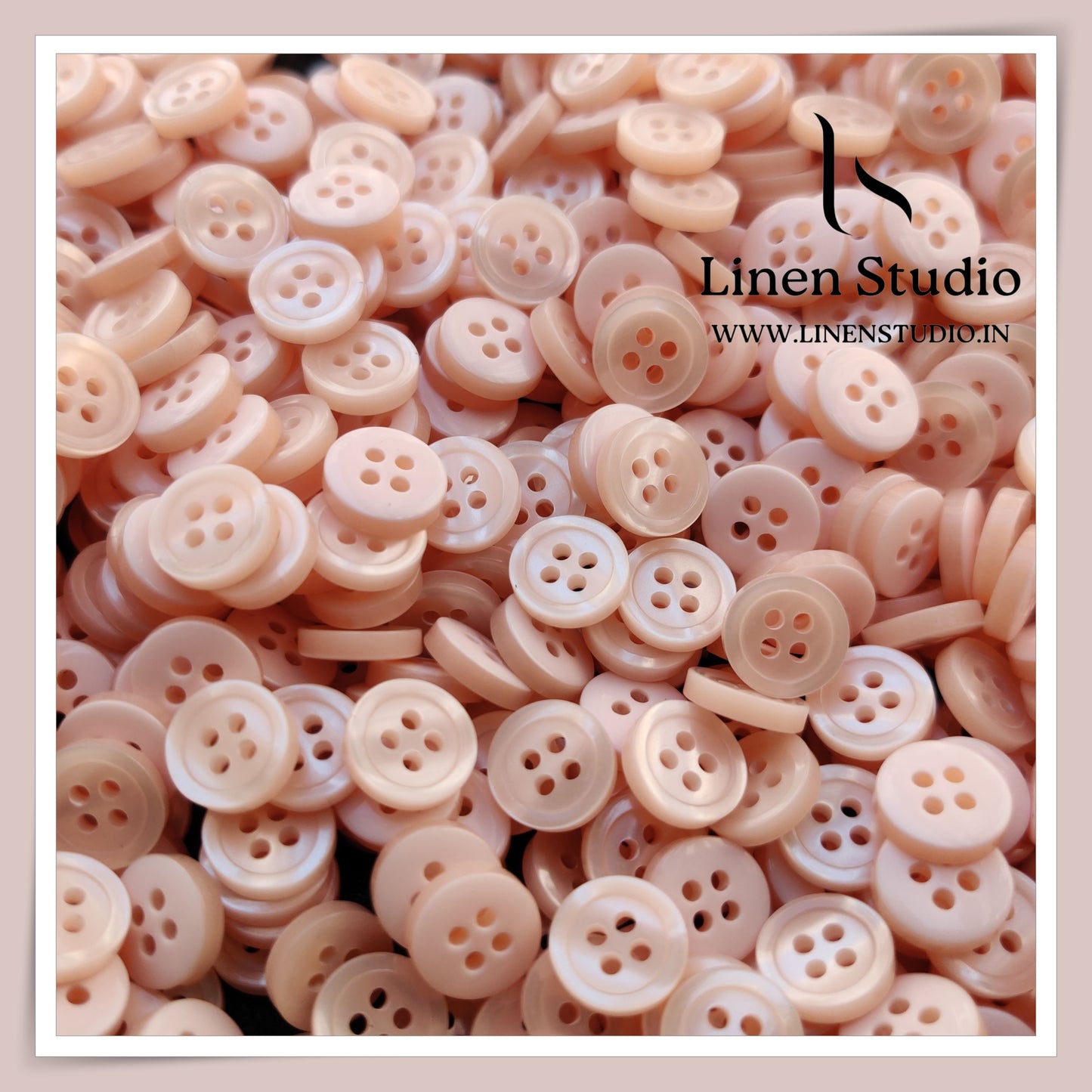 Round Rim 4 Hole Single Tone Shirt Buttons - P07A SG014 18L