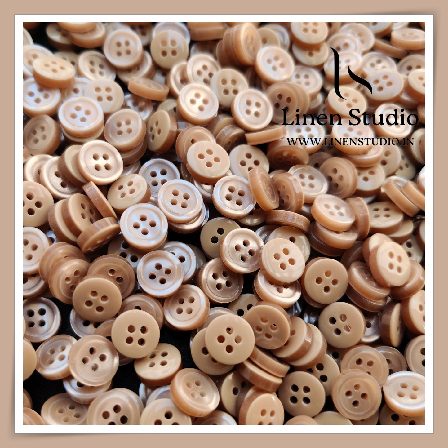 Round Rim 4 Hole Single Tone Shirt Buttons - P07A SG021 16L
