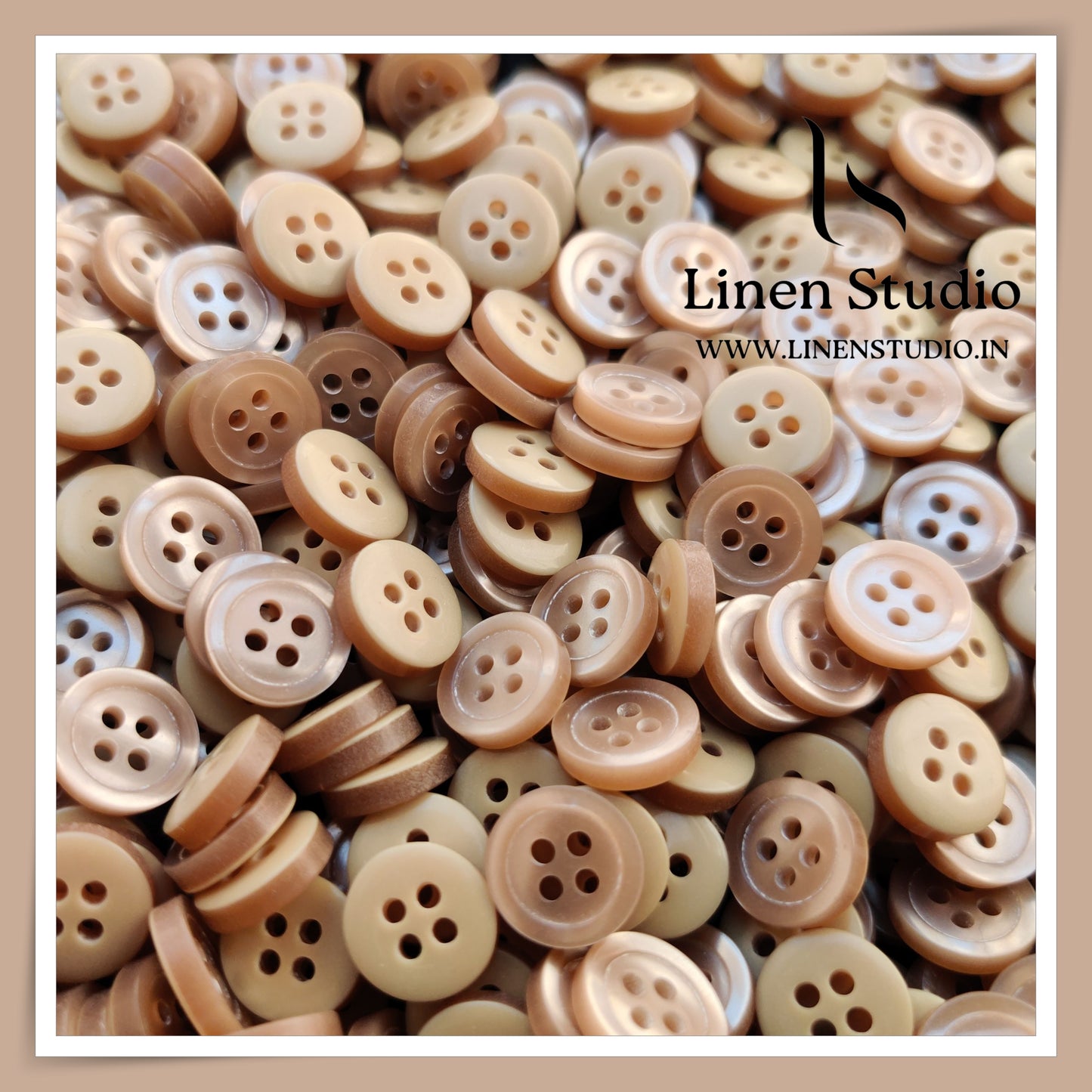 Round Rim 4 Hole Single Tone Shirt Buttons - P07A SG021 18L