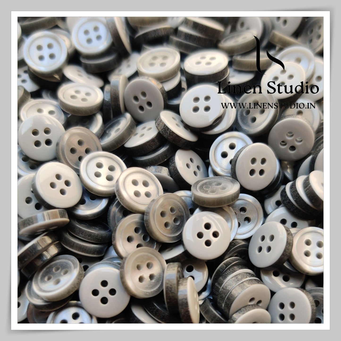 Round Rim 4 Hole Single Tone Shirt Buttons - P07A SG031 18L