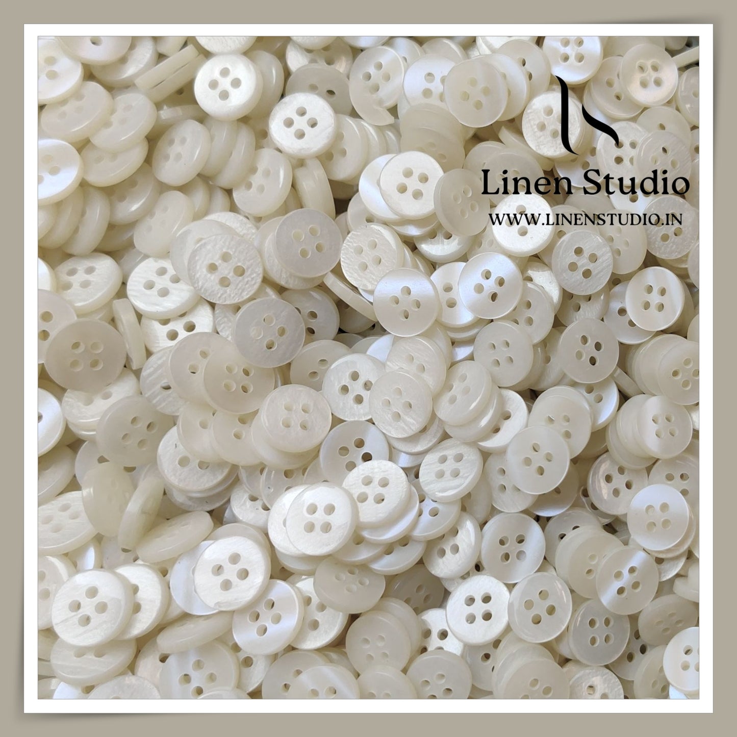 Round Rim 4 Hole White Shirt Buttons - P254 Lead free SG016 18L