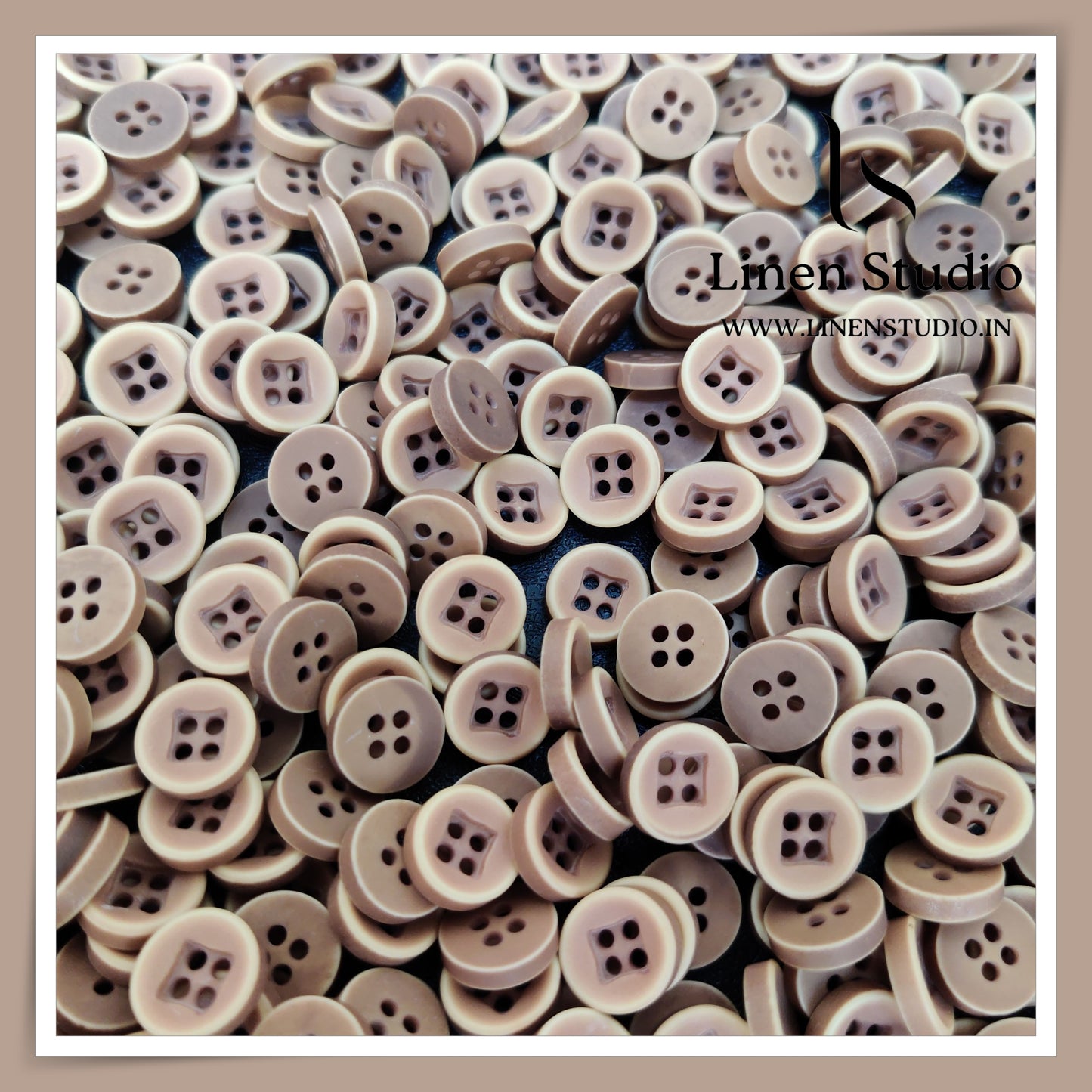 Round Rim 4 Hole Wood Imitation Shirt Buttons - P33F 18L(11)