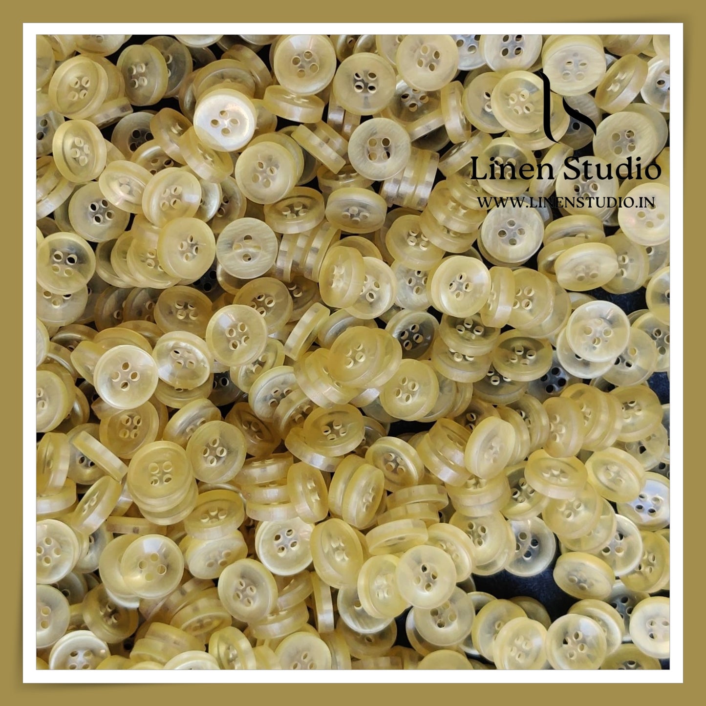 Round Rim 4 Hole Single Tone Shirt Buttons - P34C SG020 18L