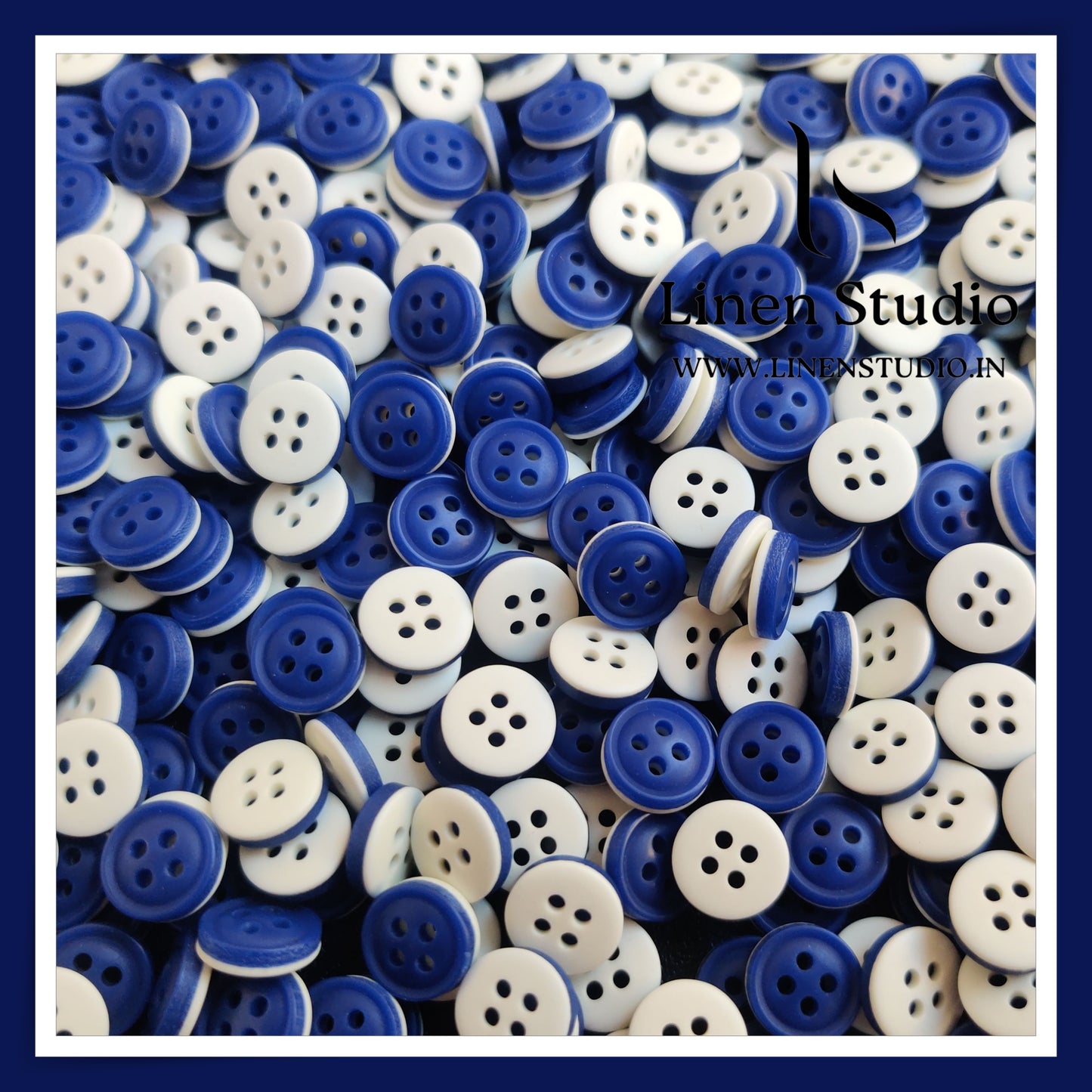 Round Rim 4 Hole Twin Colour Shirt Buttons - P34C SG032 18L