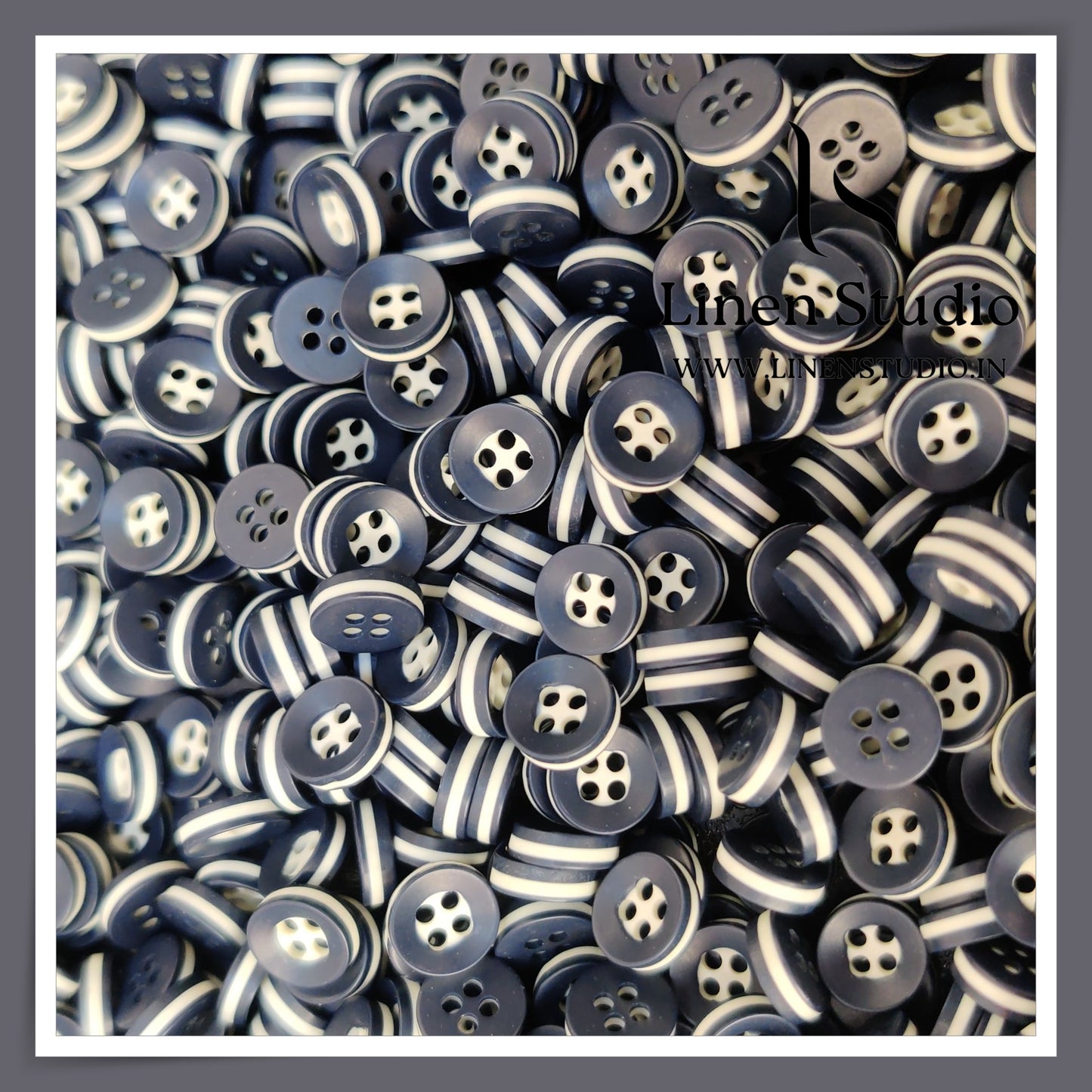 Round Rim 4 Hole Twin Colour Shirt Buttons - P34F SG016 16L