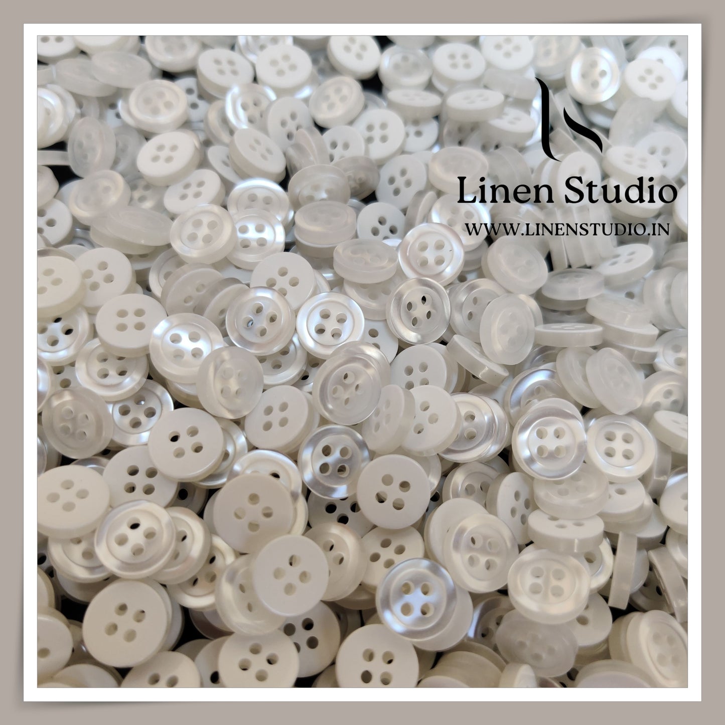 Round Rim 4 Hole White Shirt Buttons - P34G SG001 18L