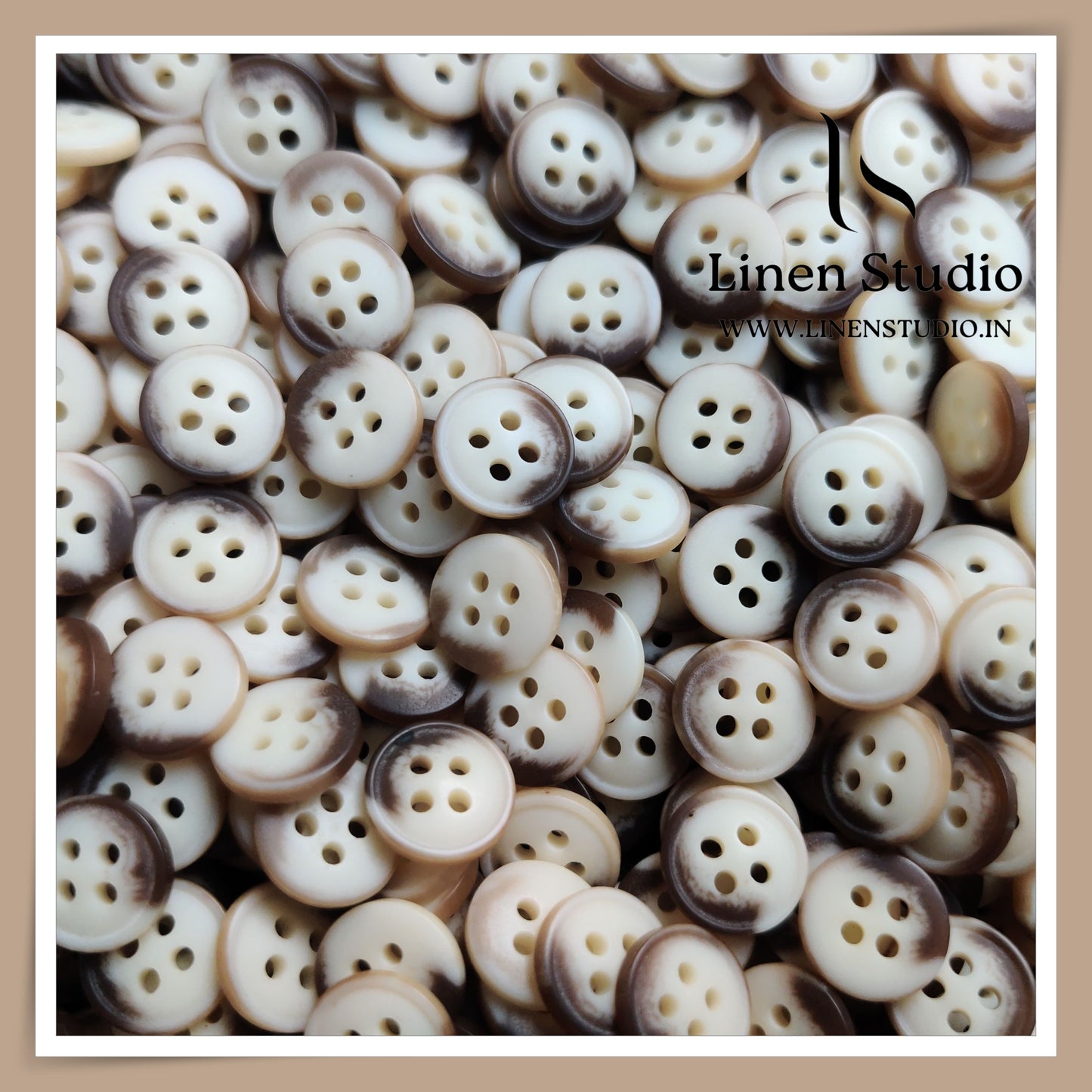 Round Rim 4 Hole Rod Shirt Buttons - P37J SG001 18L