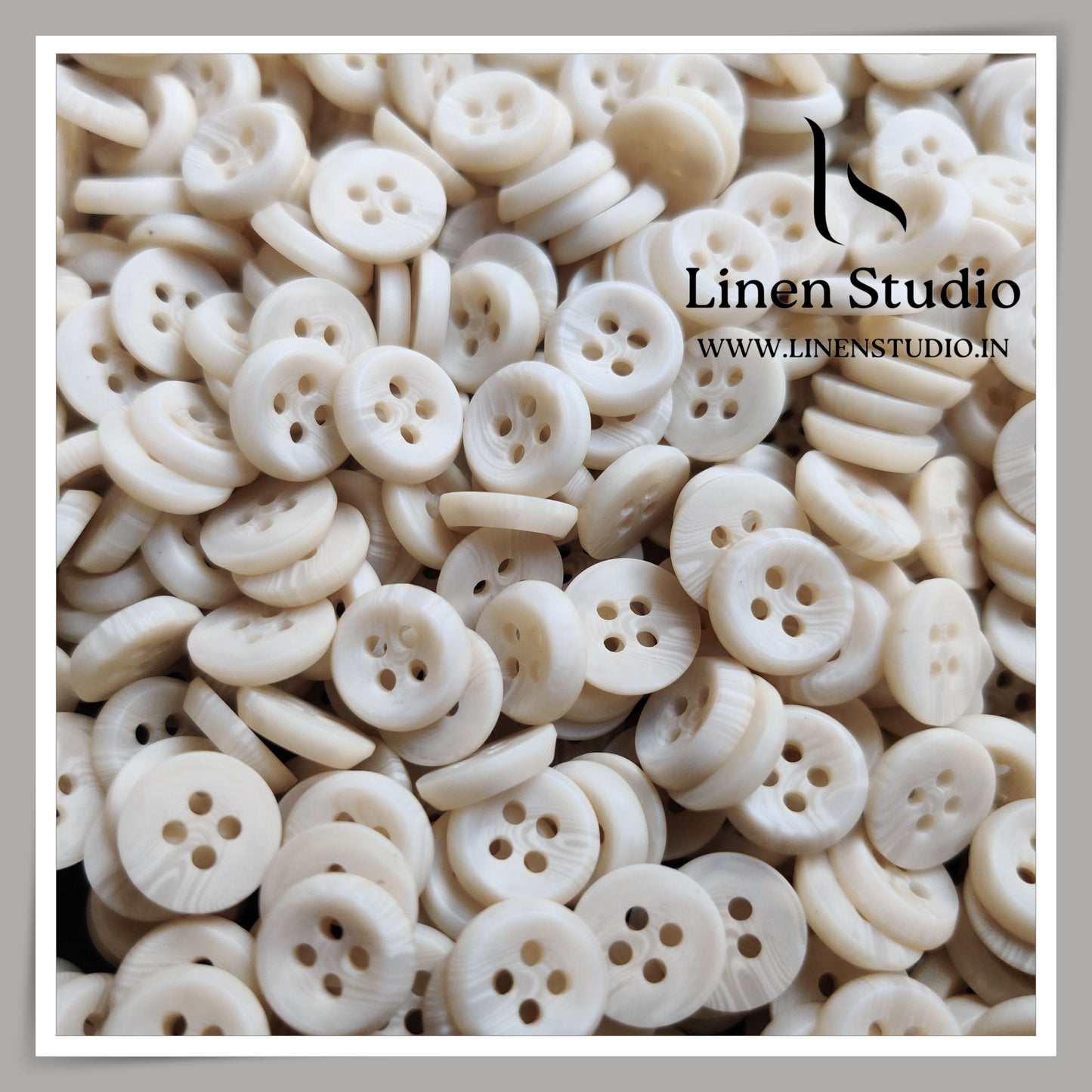 Round Rim 4 Hole Rod Shirt Buttons - P37J SG017 18L
