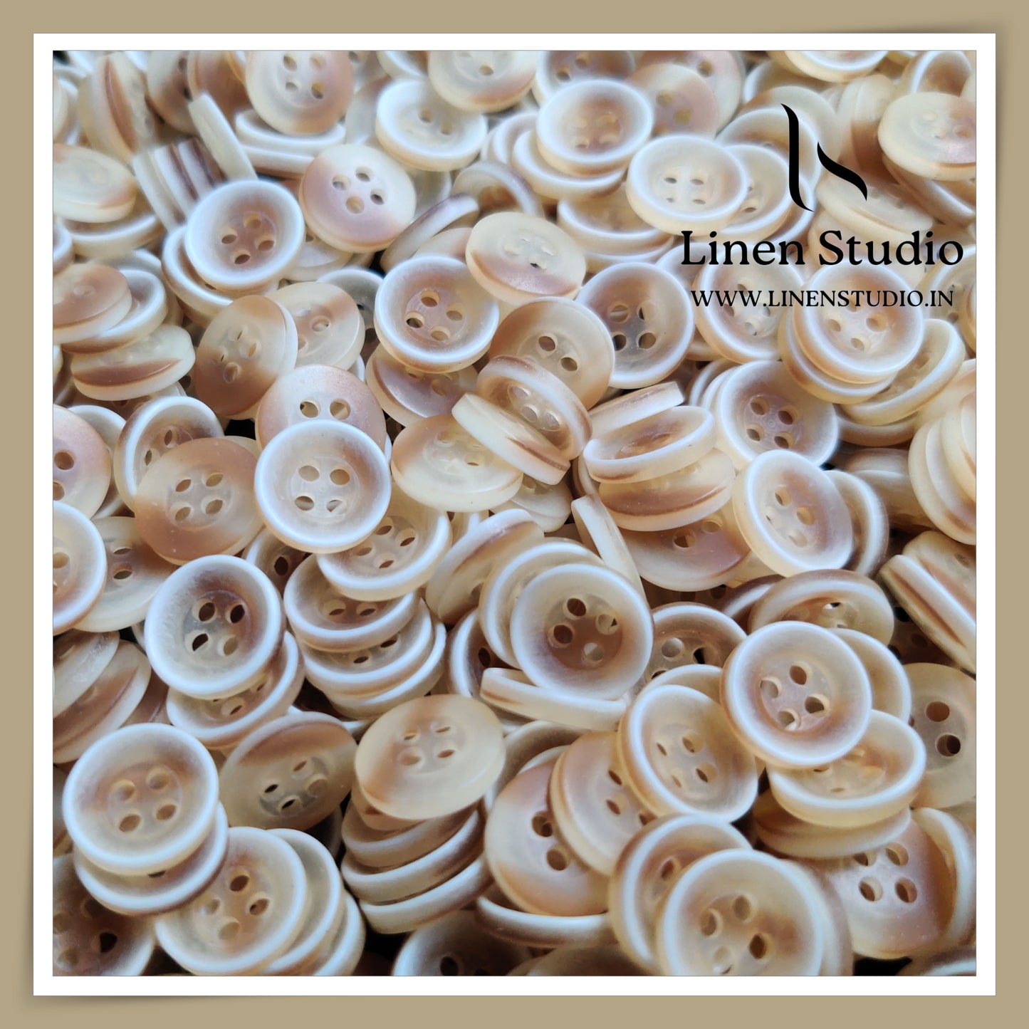 Round Rim 4 Hole Rod Shirt Buttons - P37J SG018 18L