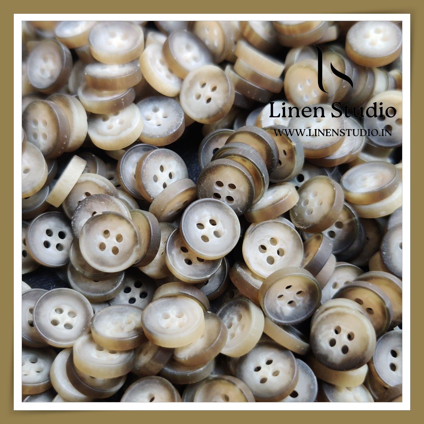 Round Rim 4 Hole Rod Shirt Buttons - P37J SG024 18L