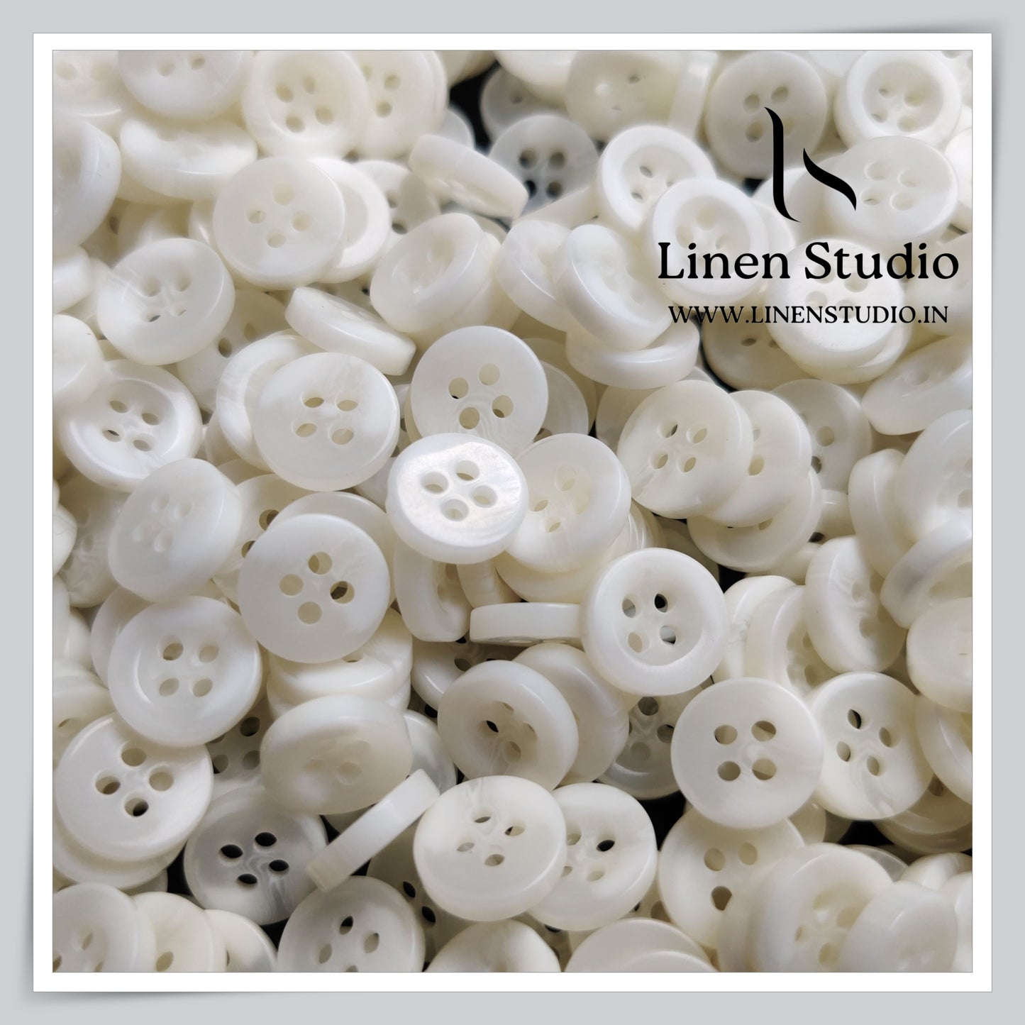 Round Rim 4 Hole Rod Shirt Buttons - P37J SG027 18L