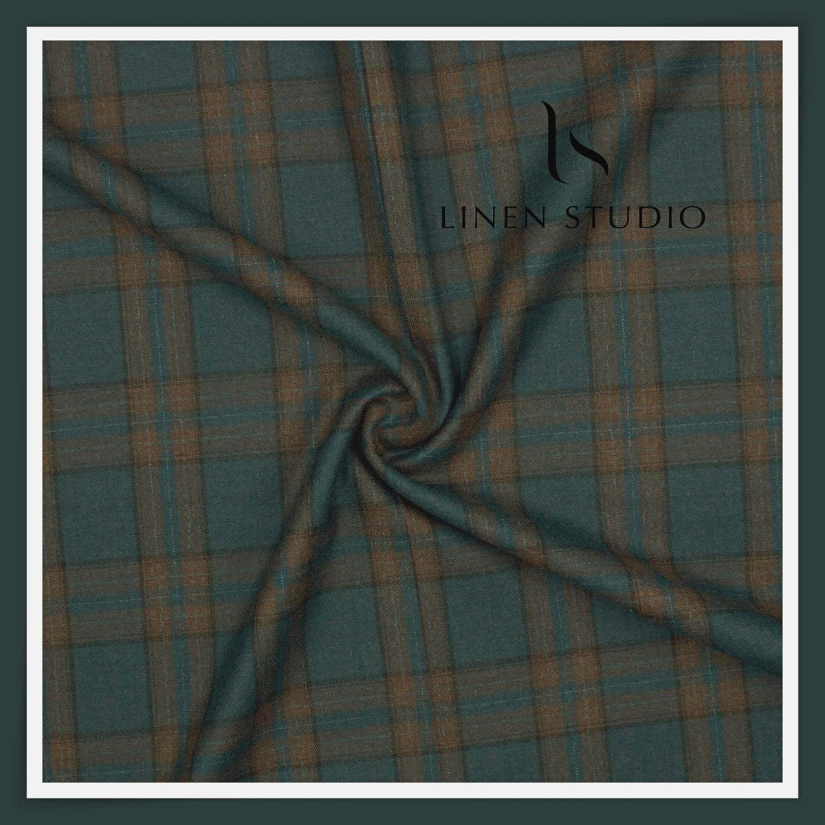 Vercelli Italy Snowdrift 130's 70% Wool Rich Milled Suiting -783/1 (NEW)
