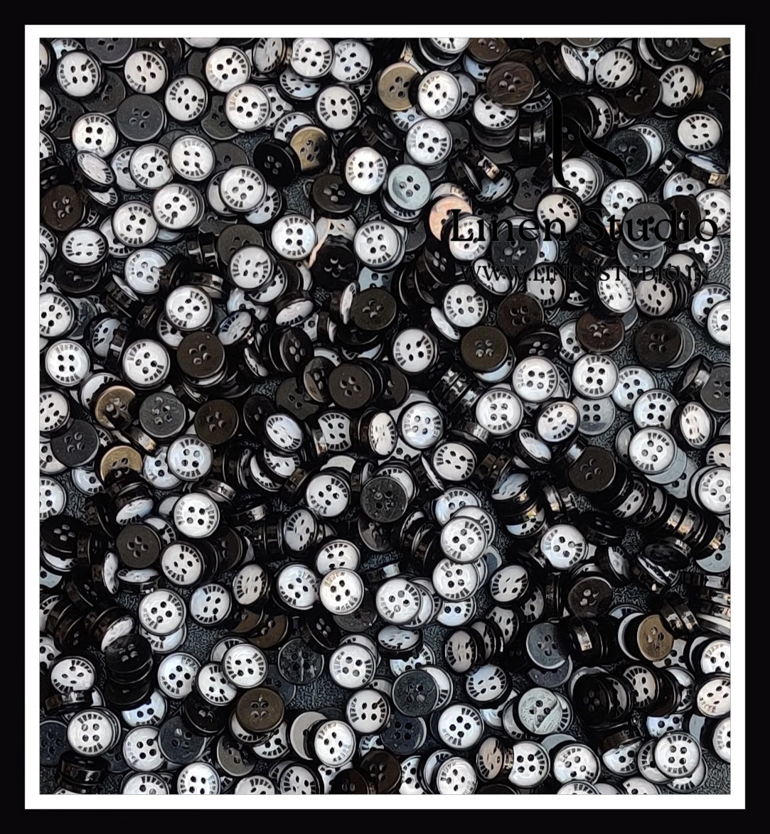 Round Rim 4 Hole Twin Colour Shirt Buttons - i021 SG020 16L