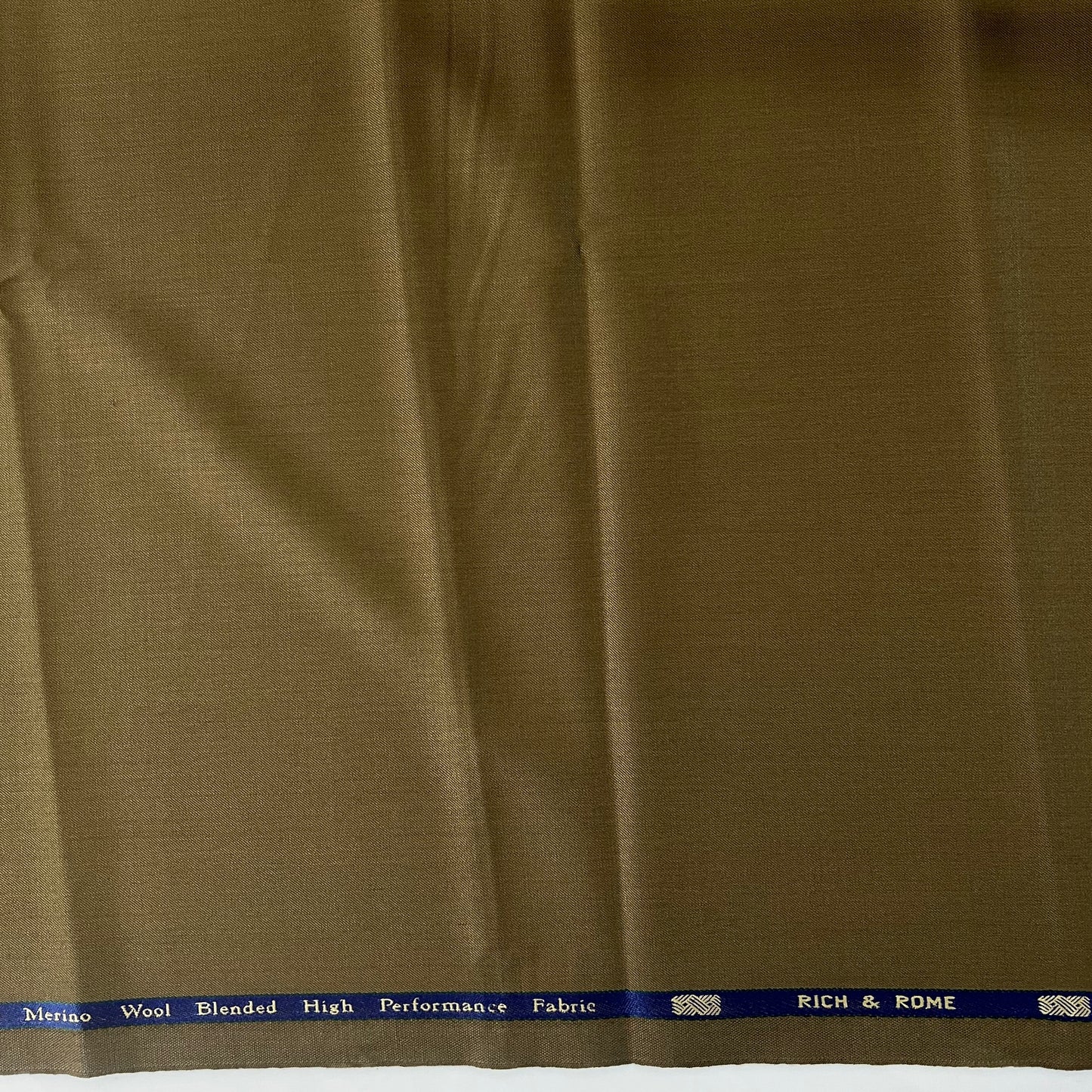 1.10CM SUITING FABRIC - END BIT 149 (FLAT RATE)