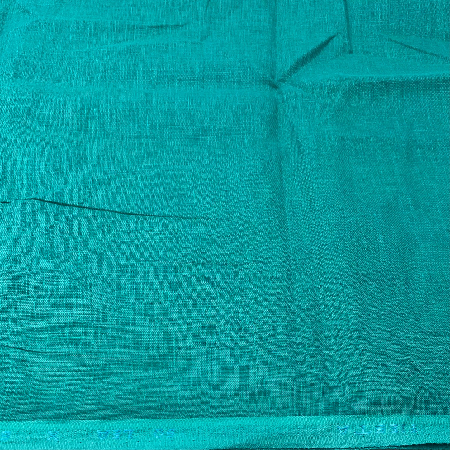 40 CMS SHIRTING - END BIT (85% SALE)