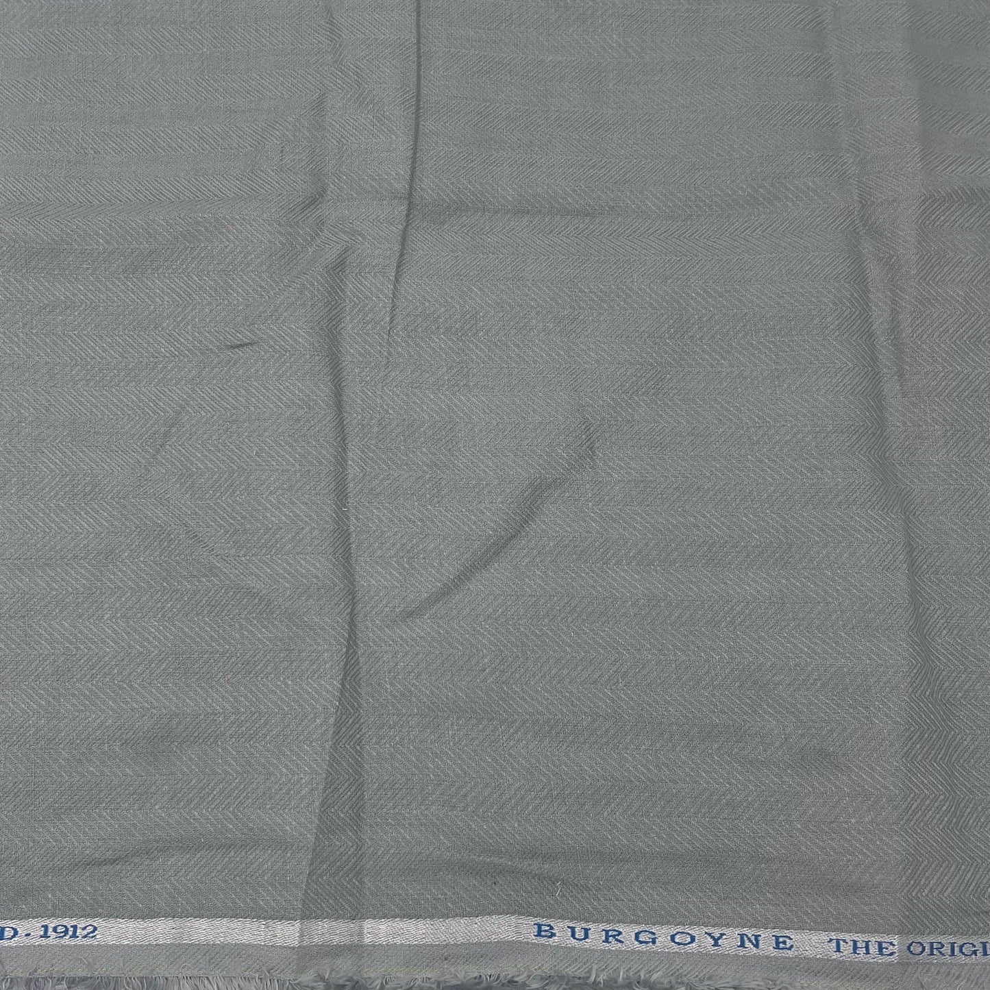 30 CMS SHIRTING - END BIT 42 (FLAT RATE)