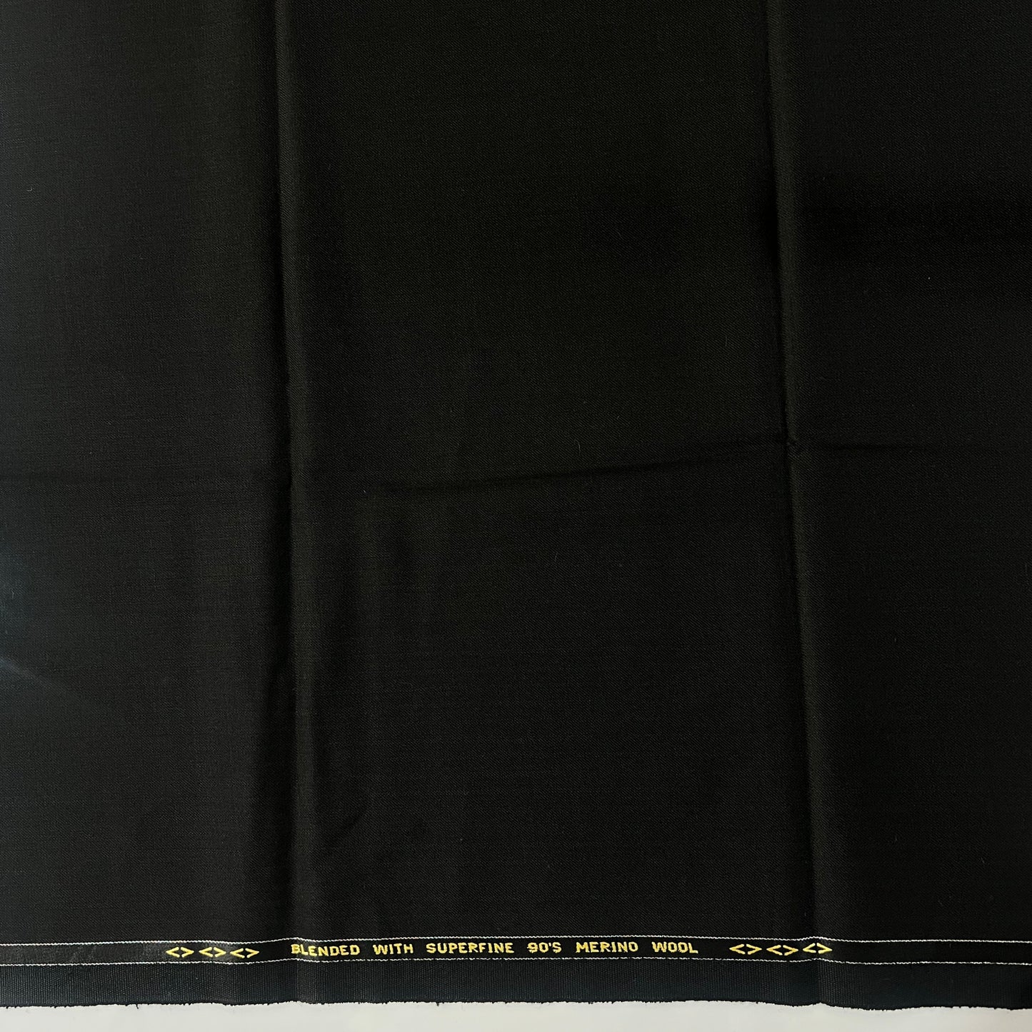50CM SUITING FABRICS - END BIT 24 (FLAT RATE)