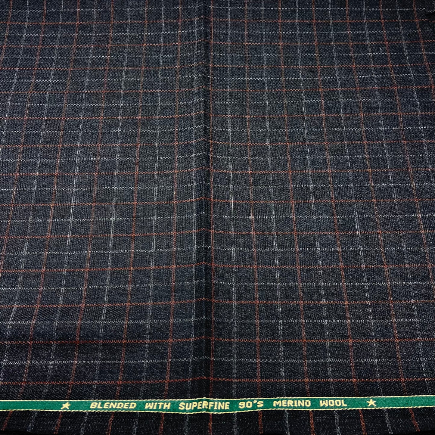 40 CMS SUITING - END BIT 17 (FLAT RATE)