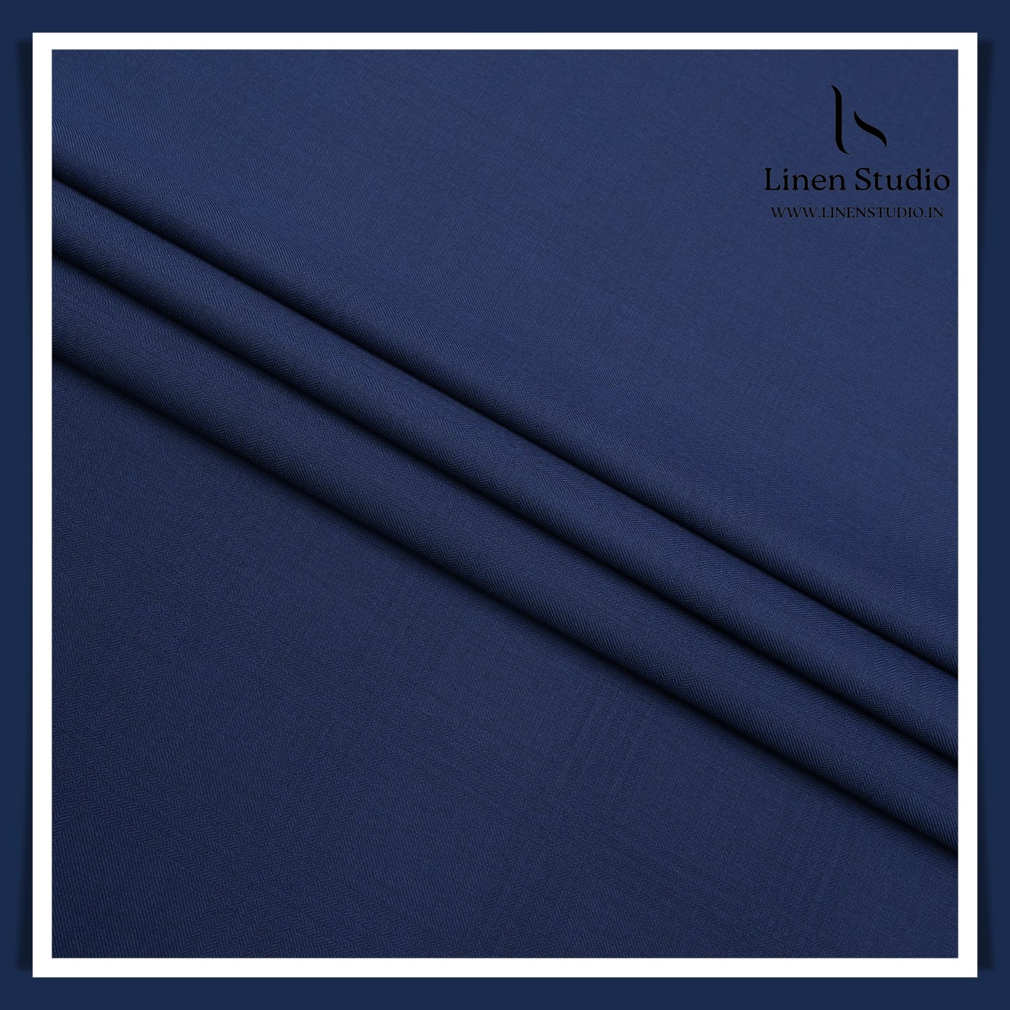 120's Australian Merino Luxury Wool Suiting by Montlino - C5072 (Zoom In) (NEW)