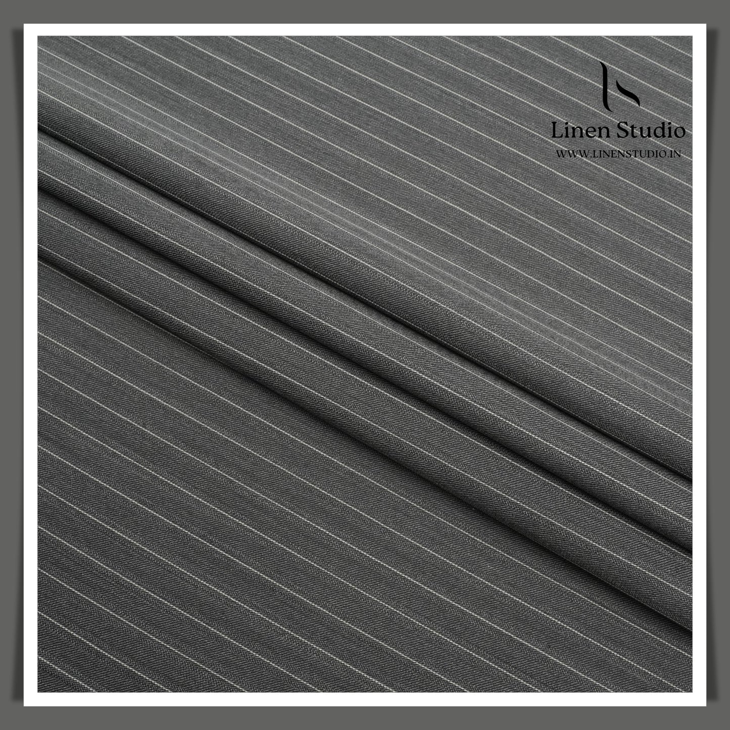 120's Australian Merino Luxury Wool Suiting by Montlino - C5039 (Zoom In) (NEW)