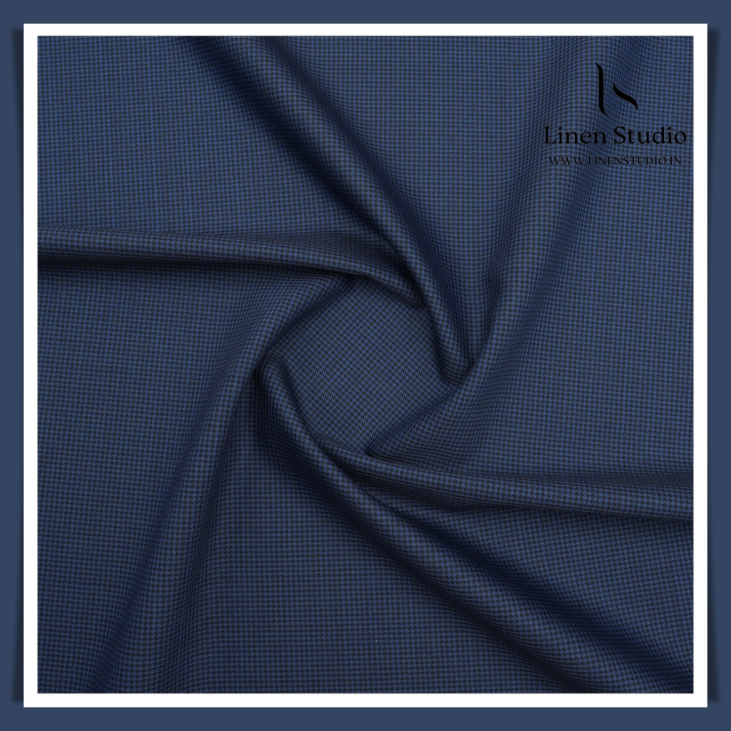 120's Australian Merino Luxury Wool Suiting by Montlino - C5068 (Zoom In) (NEW)