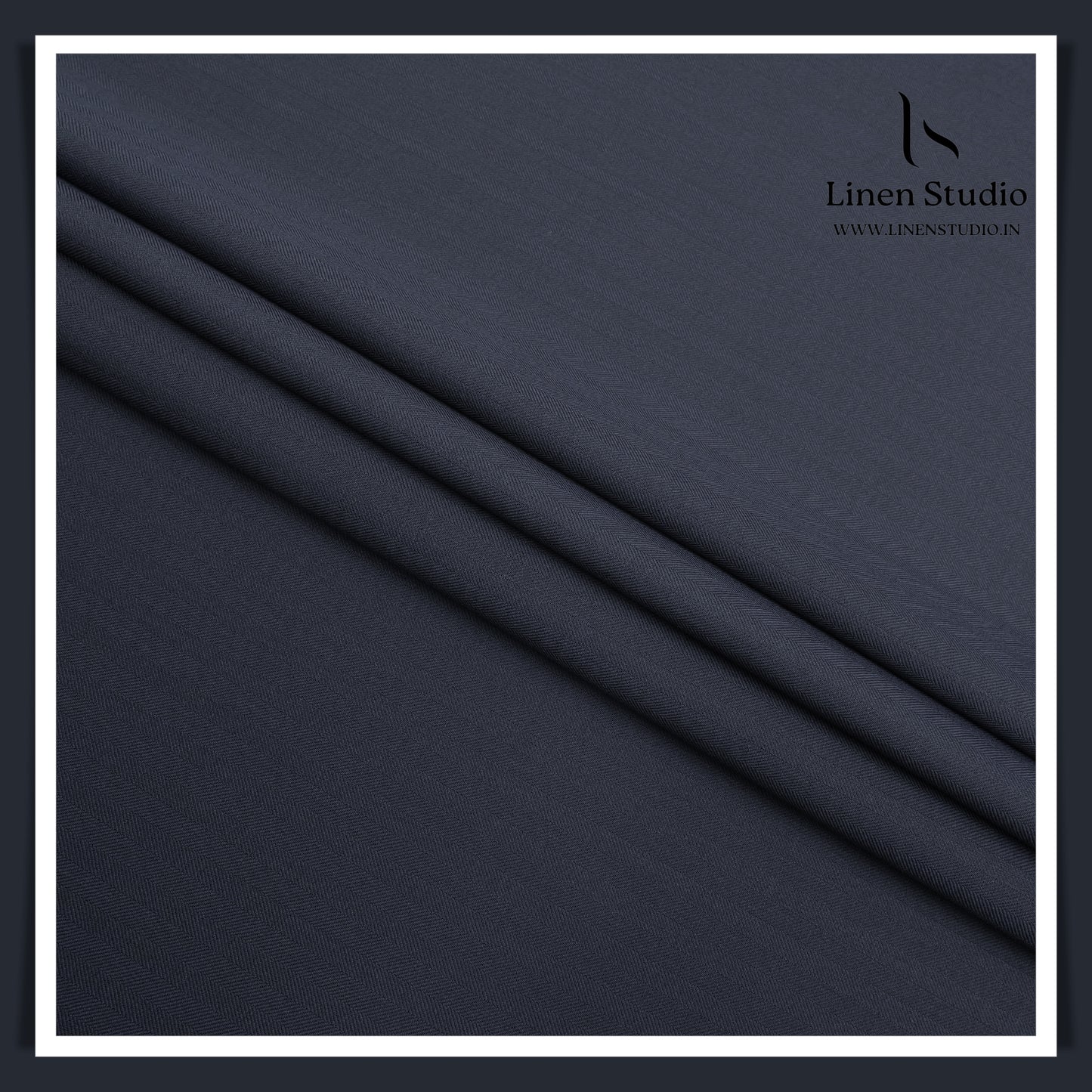 120's Australian Merino Luxury Wool Suiting by Montlino - C5054 (Zoom In) (NEW)
